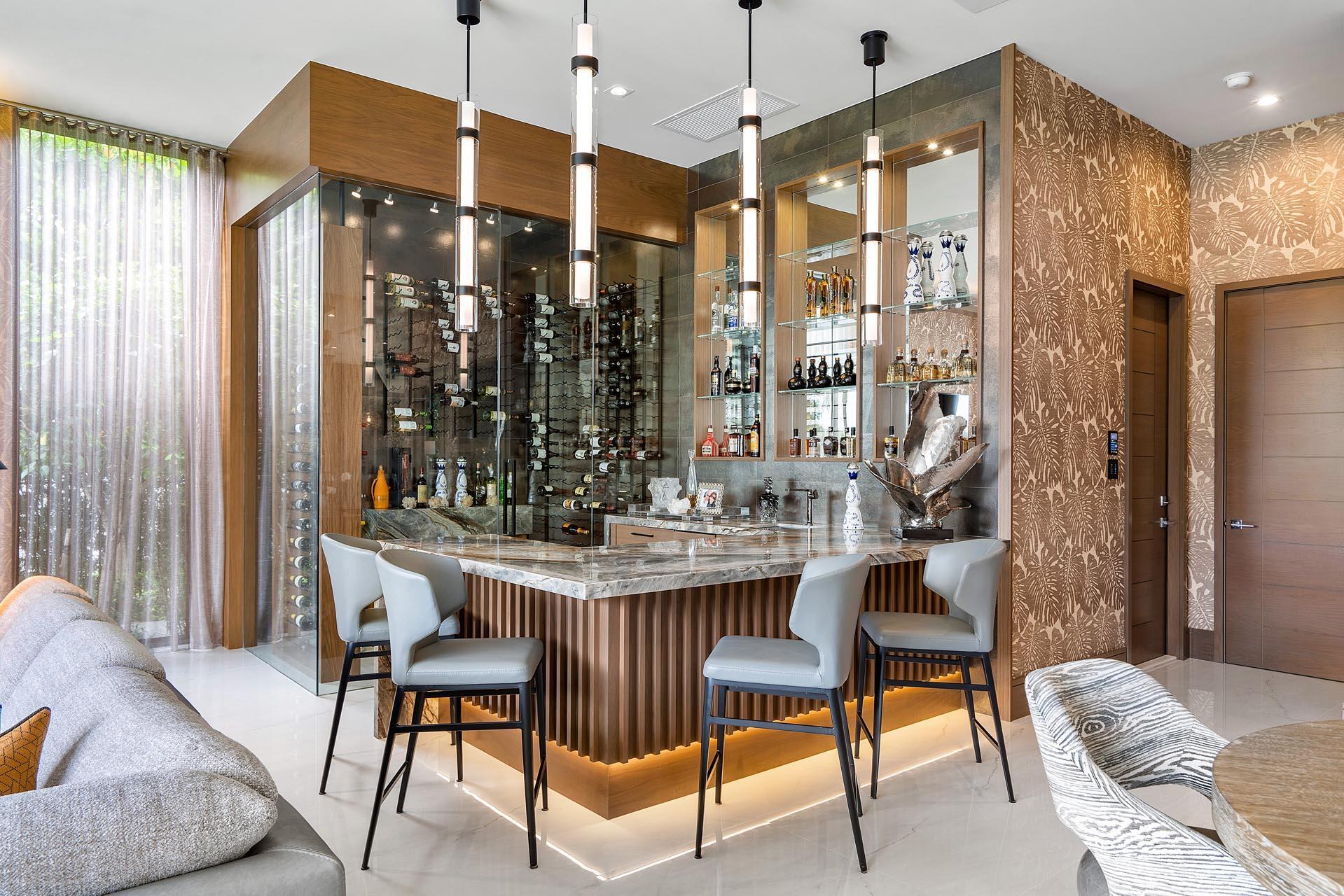 ROYAL PALM YACHT & COUNTR - Residential