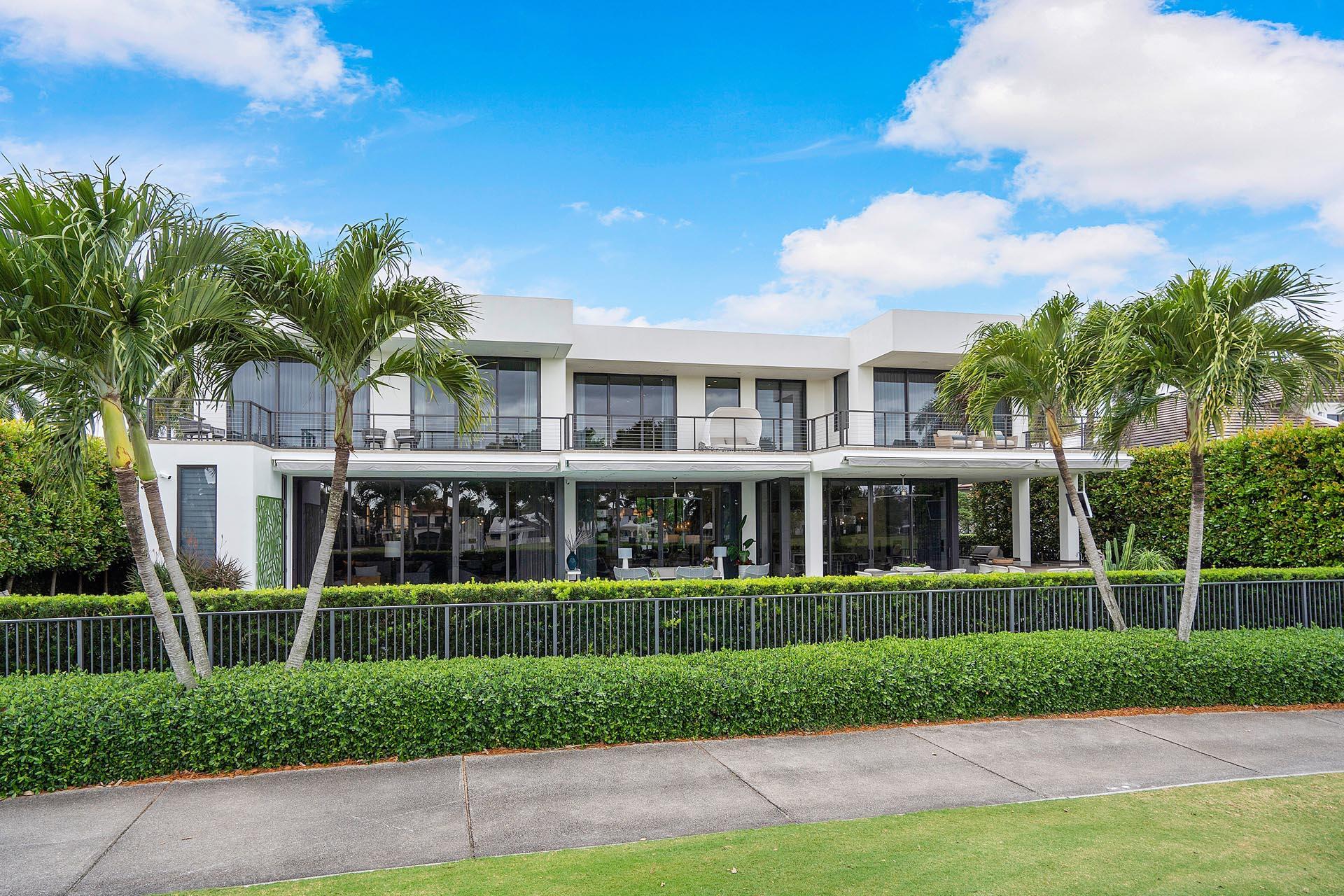 ROYAL PALM YACHT & COUNTR - Residential