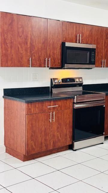 SUNRISE GOLF VILLAGE SEC FOUR - Residential