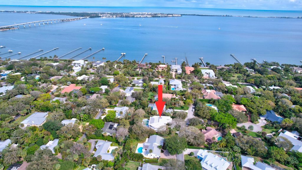 Photo of 8 Ridgeland Drive, Sewalls Point, FL 34996 (MLS # R10957190)