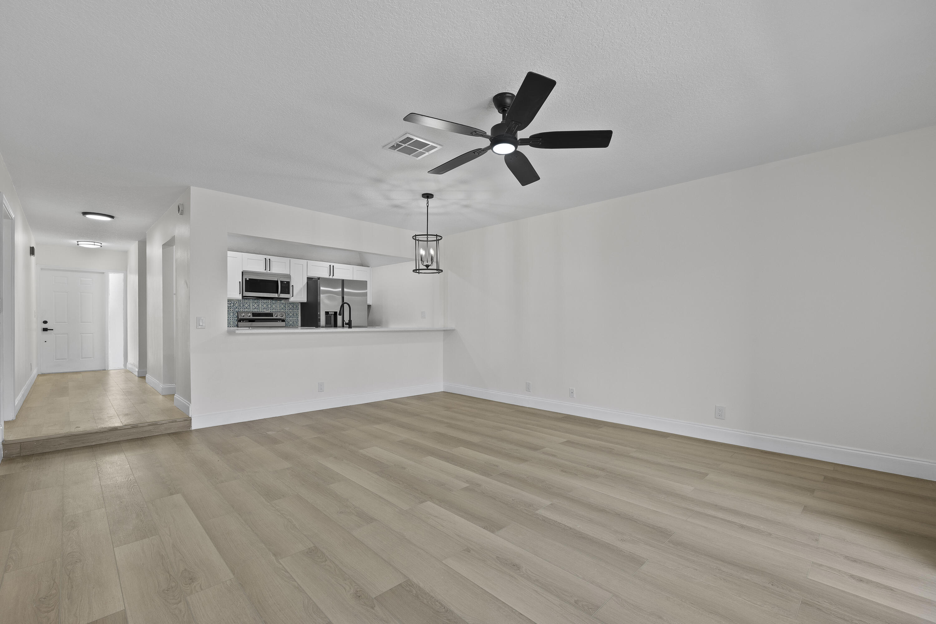 PARKWAY VILLAGE - Residential