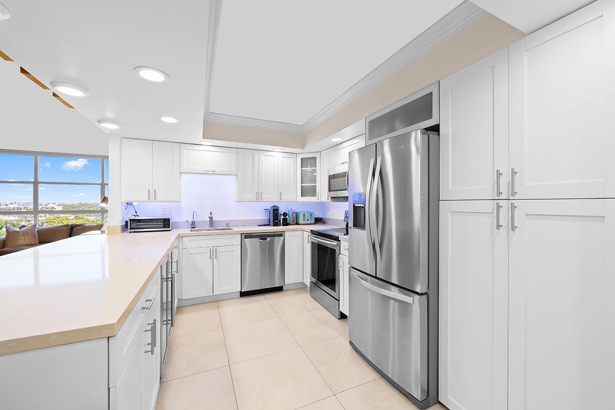 TOWERS OF OCEANVIEW SOUTH - Residential