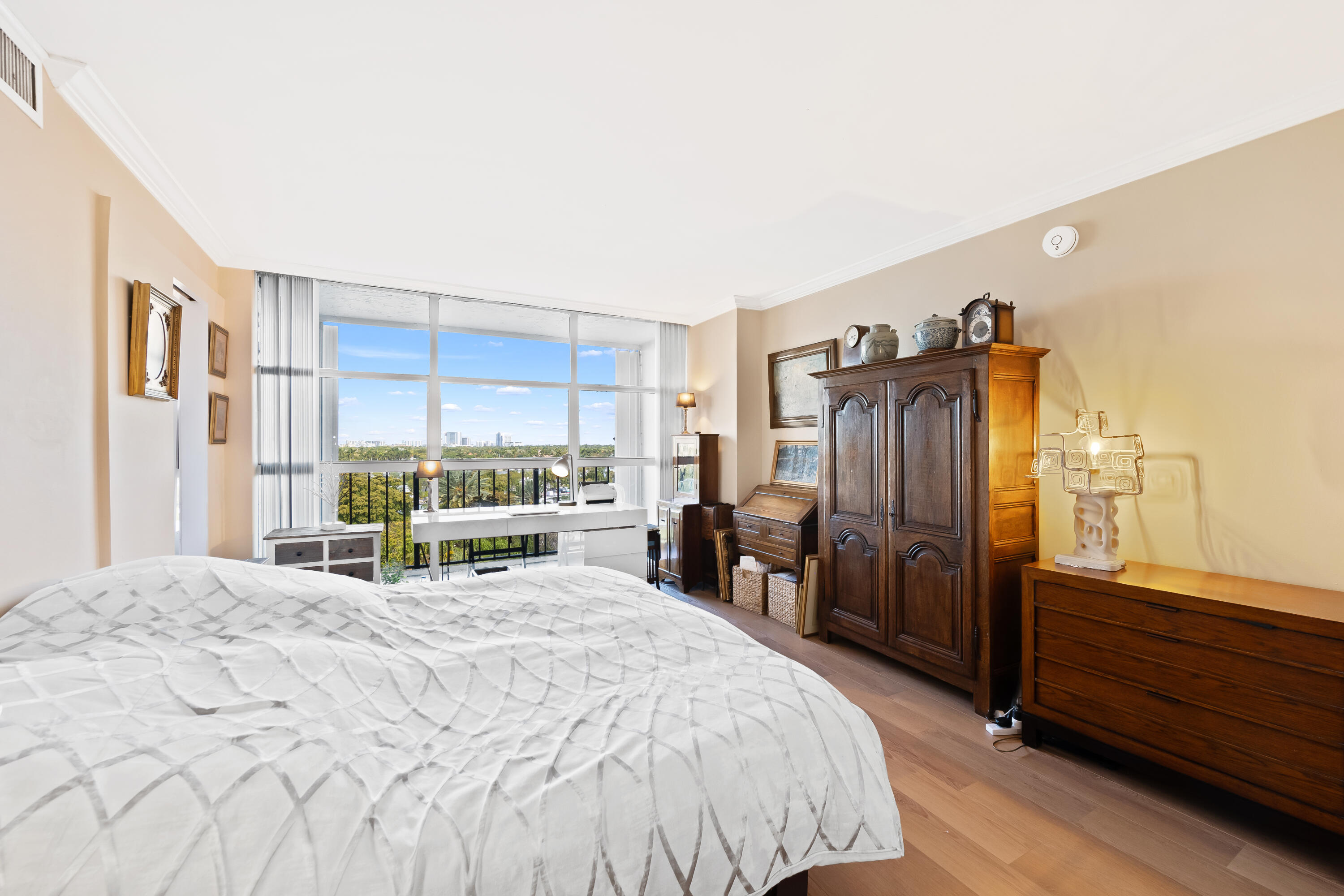 TOWERS OF OCEANVIEW SOUTH - Residential