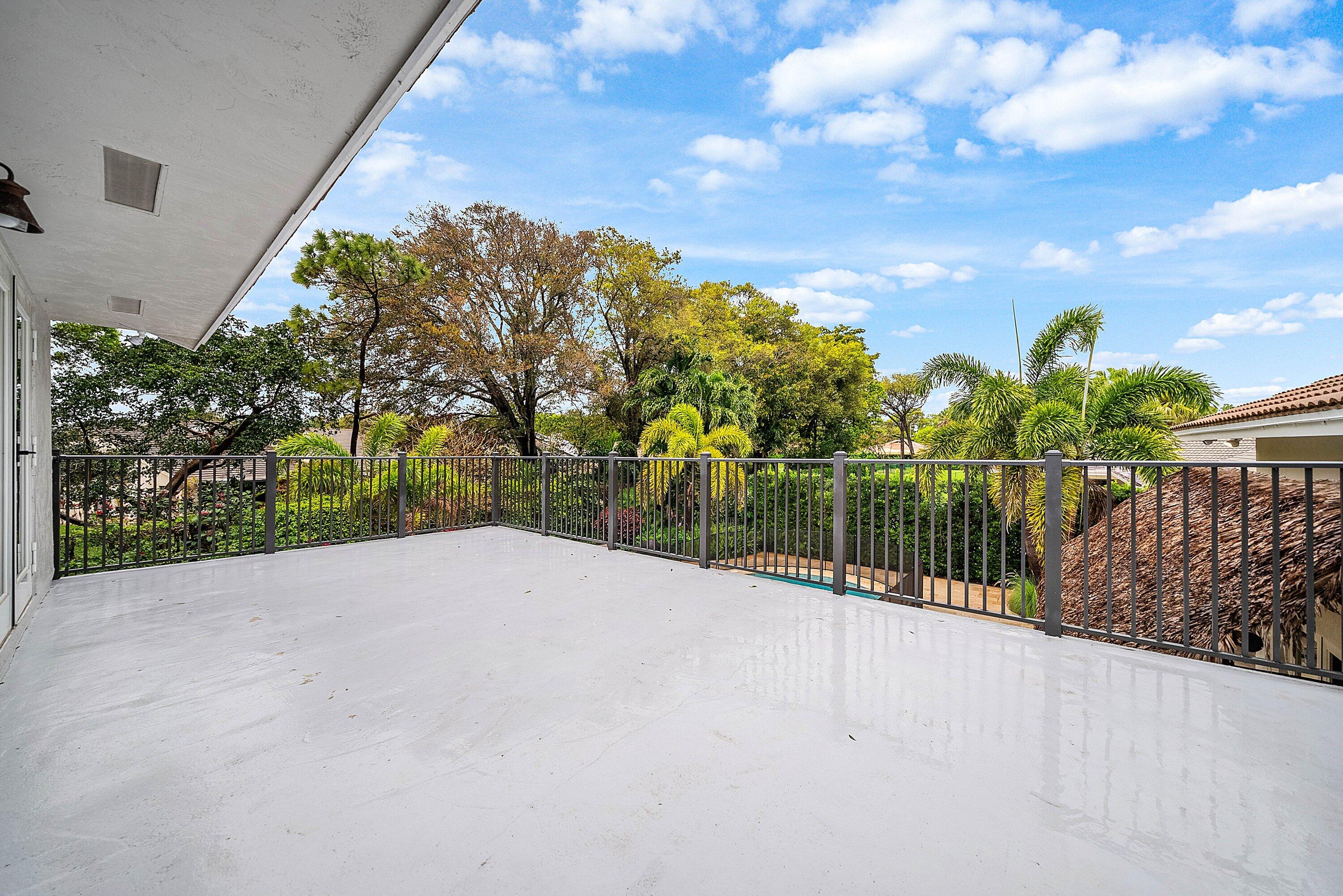 PINE TREE GOLF CLUB - Residential