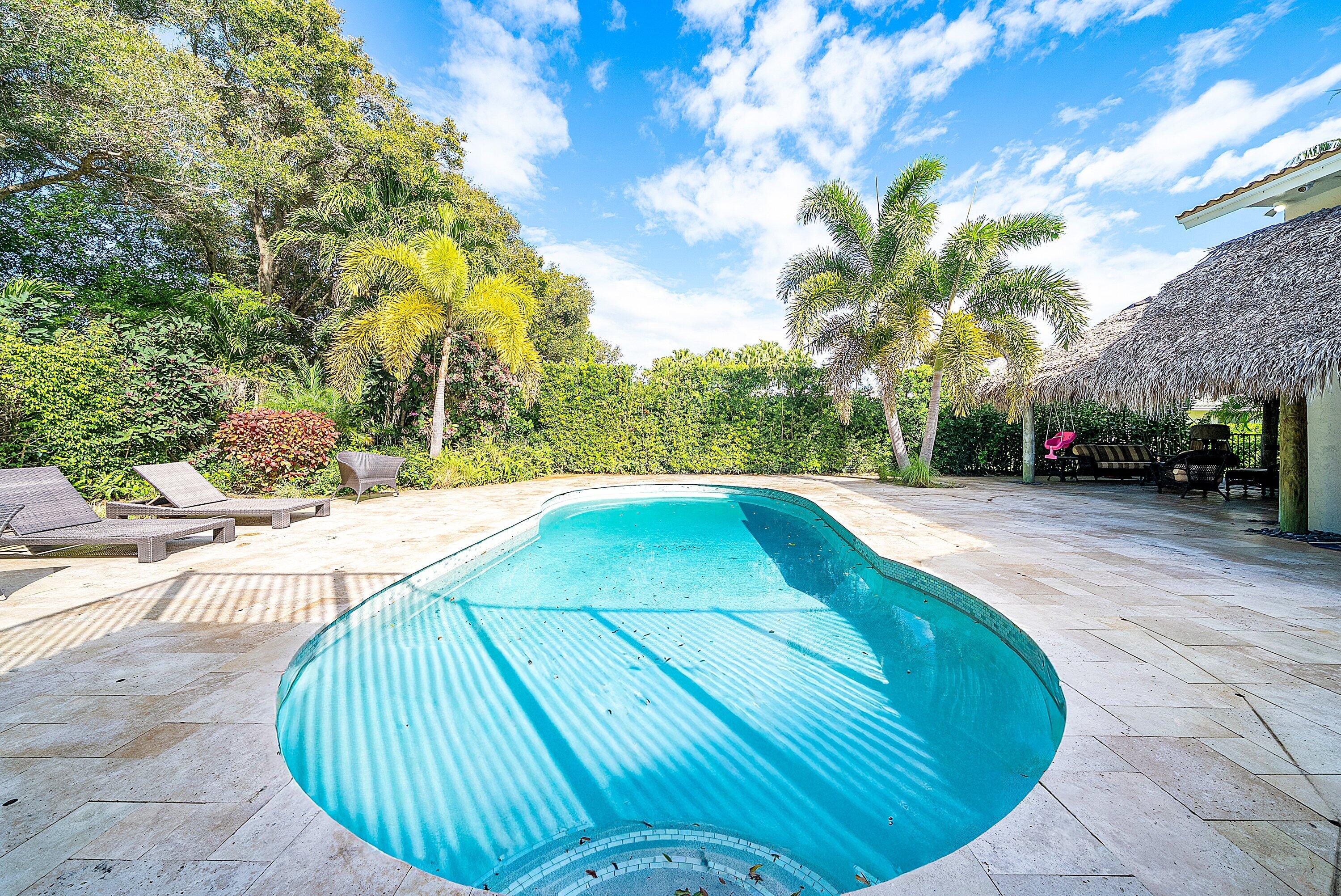 PINE TREE GOLF CLUB - Residential