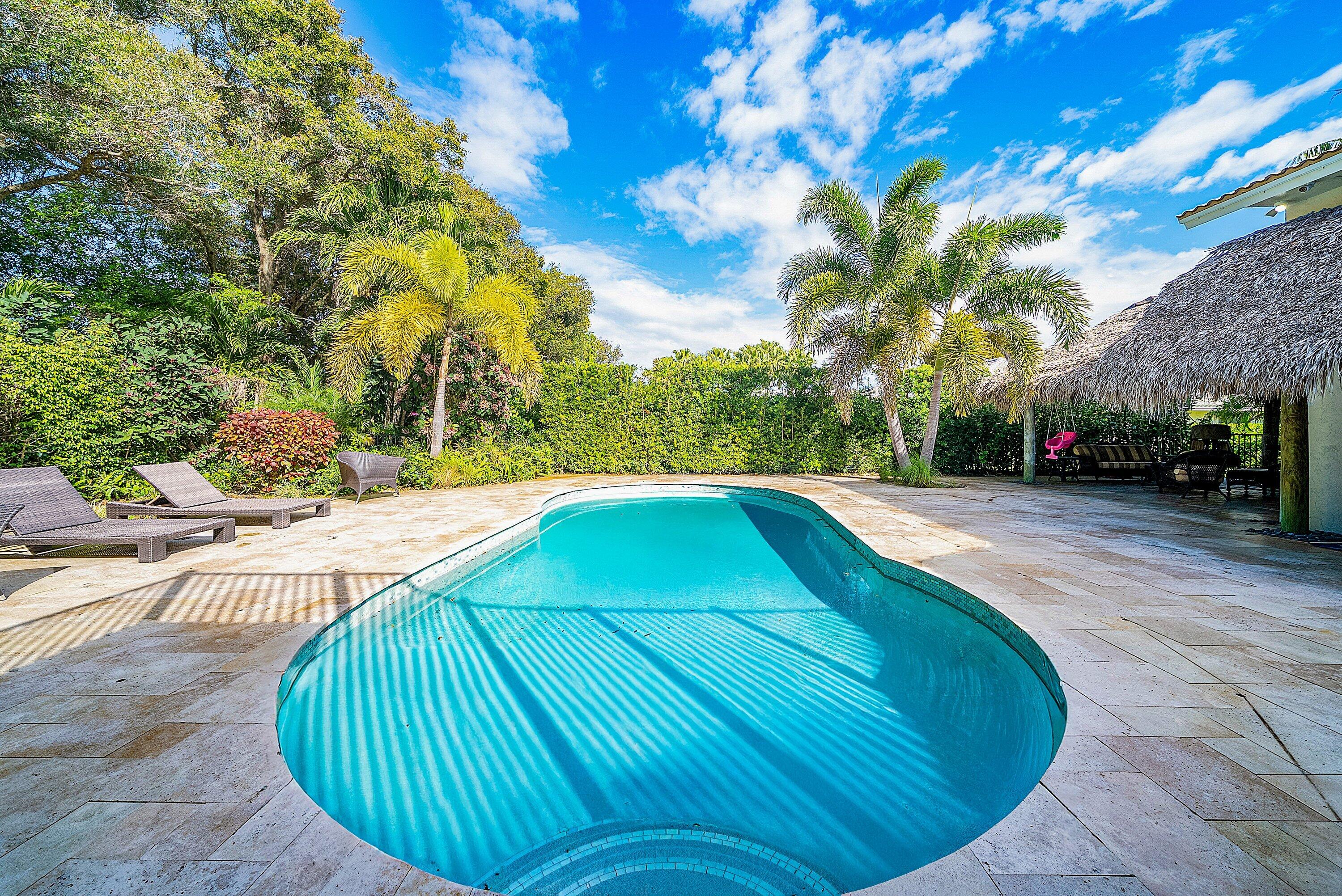 PINE TREE GOLF CLUB - Residential