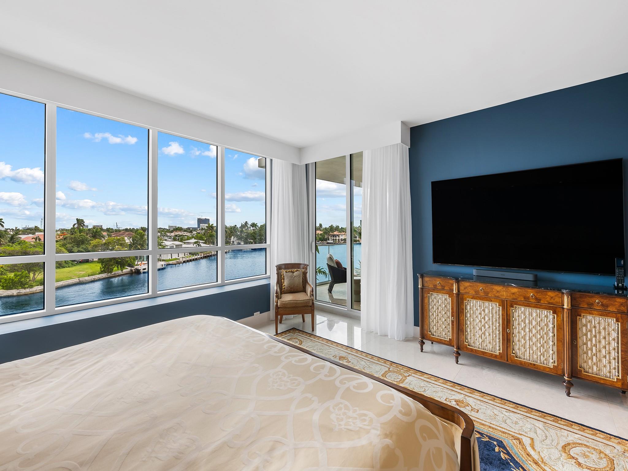 353 SUNSET - Residential