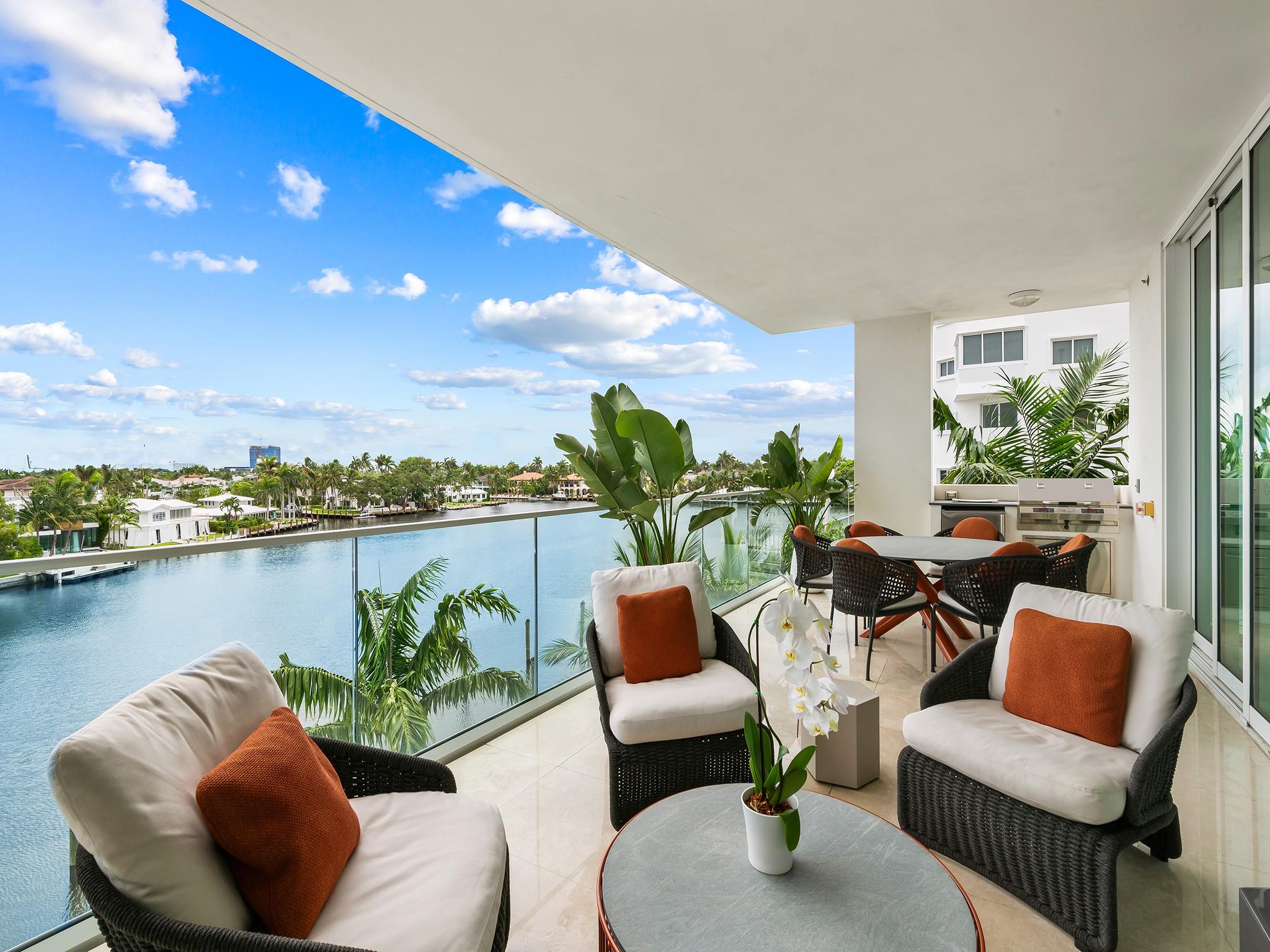 353 SUNSET - Residential