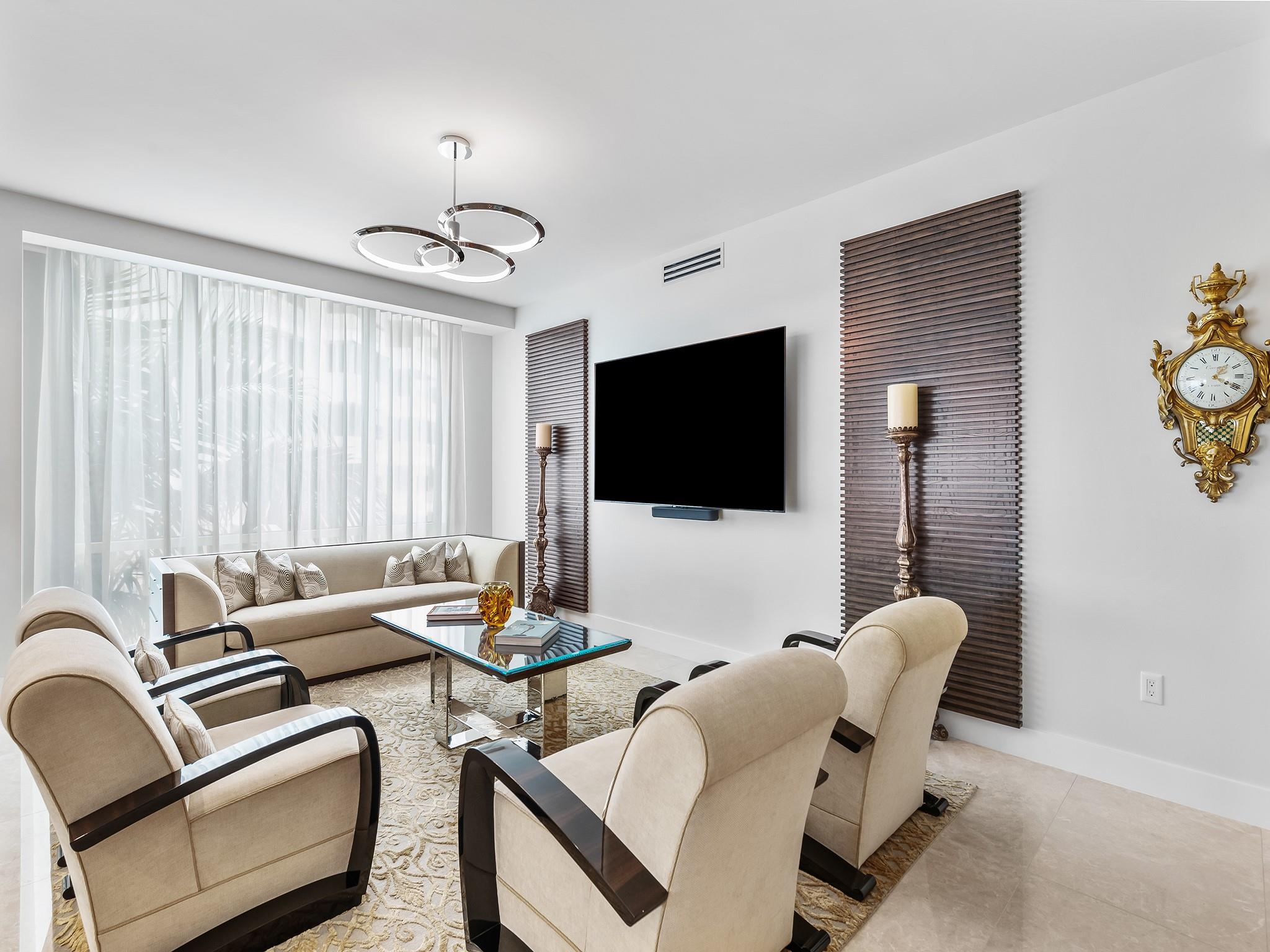 353 SUNSET - Residential