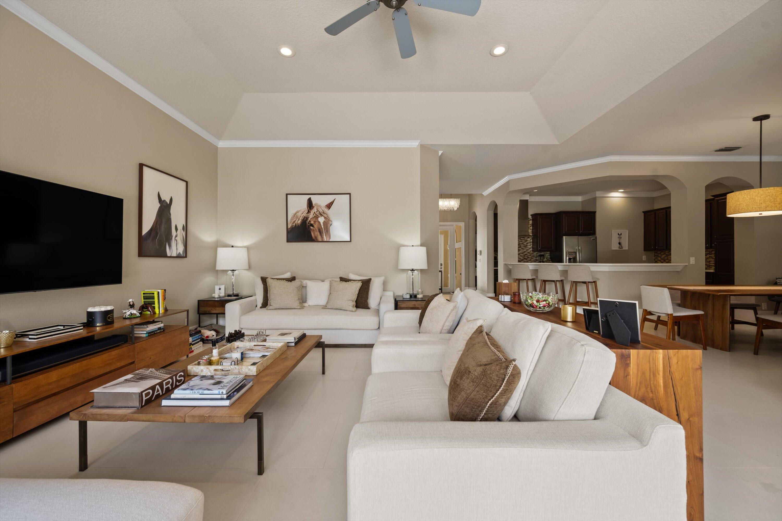 EQUESTRIAN CLUB ESTATES 3 - Residential Lease