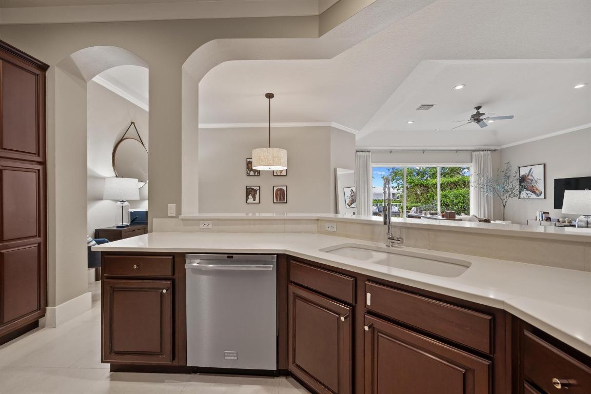 EQUESTRIAN CLUB ESTATES 3 - Residential Lease