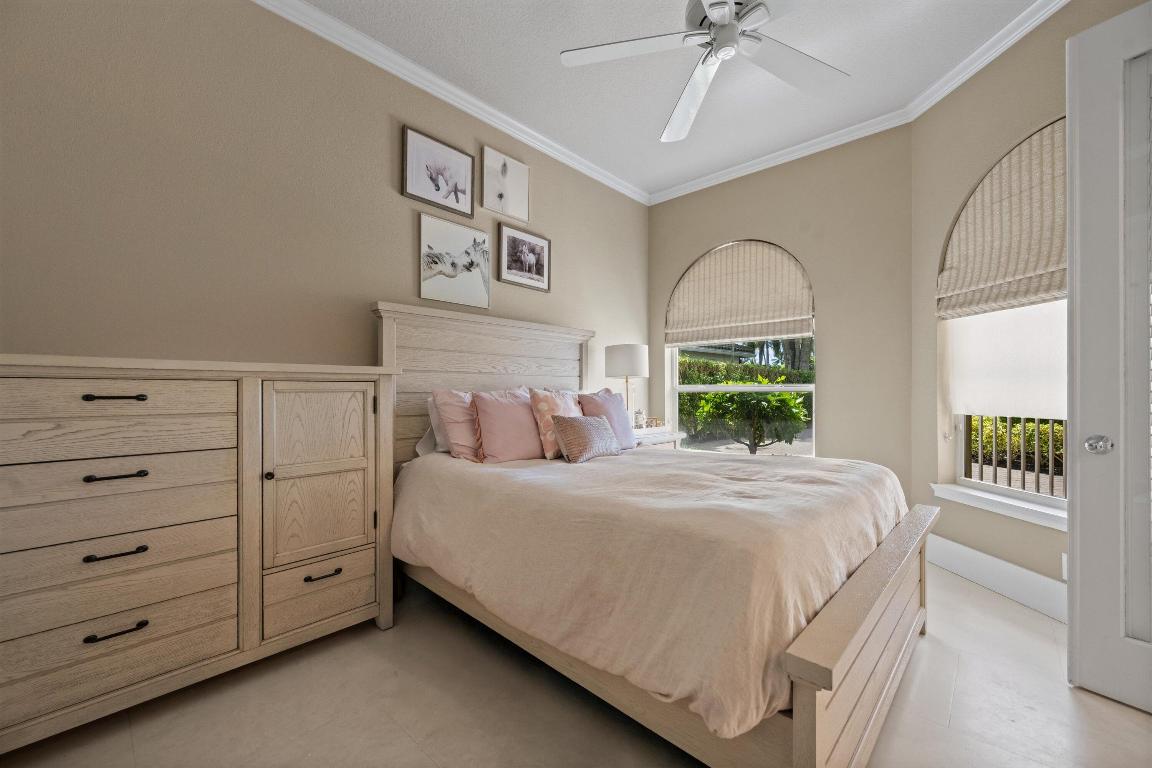 EQUESTRIAN CLUB ESTATES 3 - Residential Lease