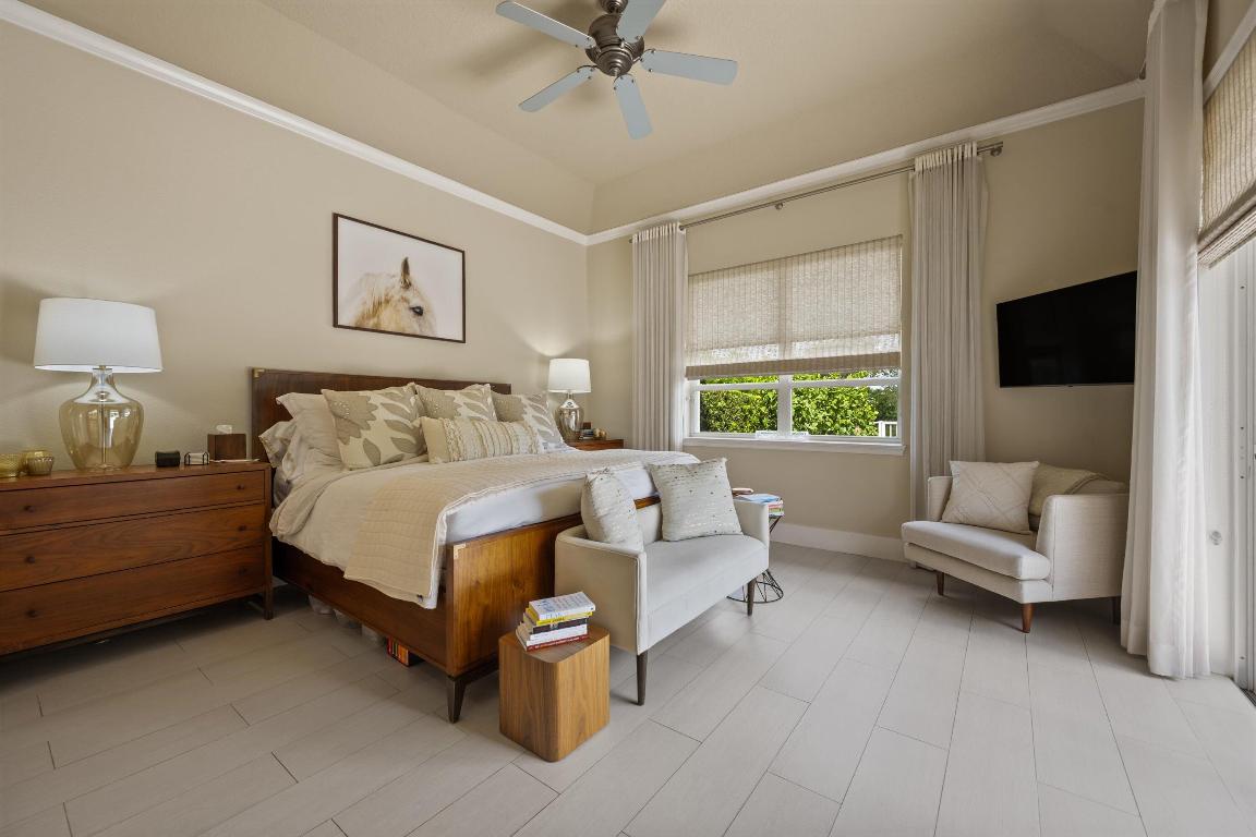 EQUESTRIAN CLUB ESTATES 3 - Residential Lease