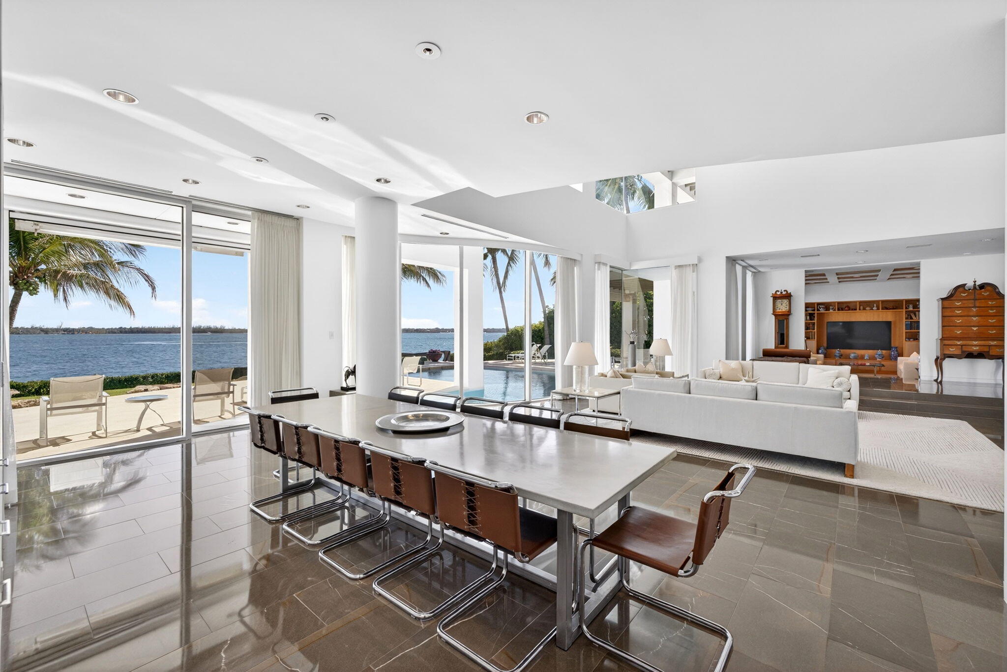 SAILFISH POINT - Residential
