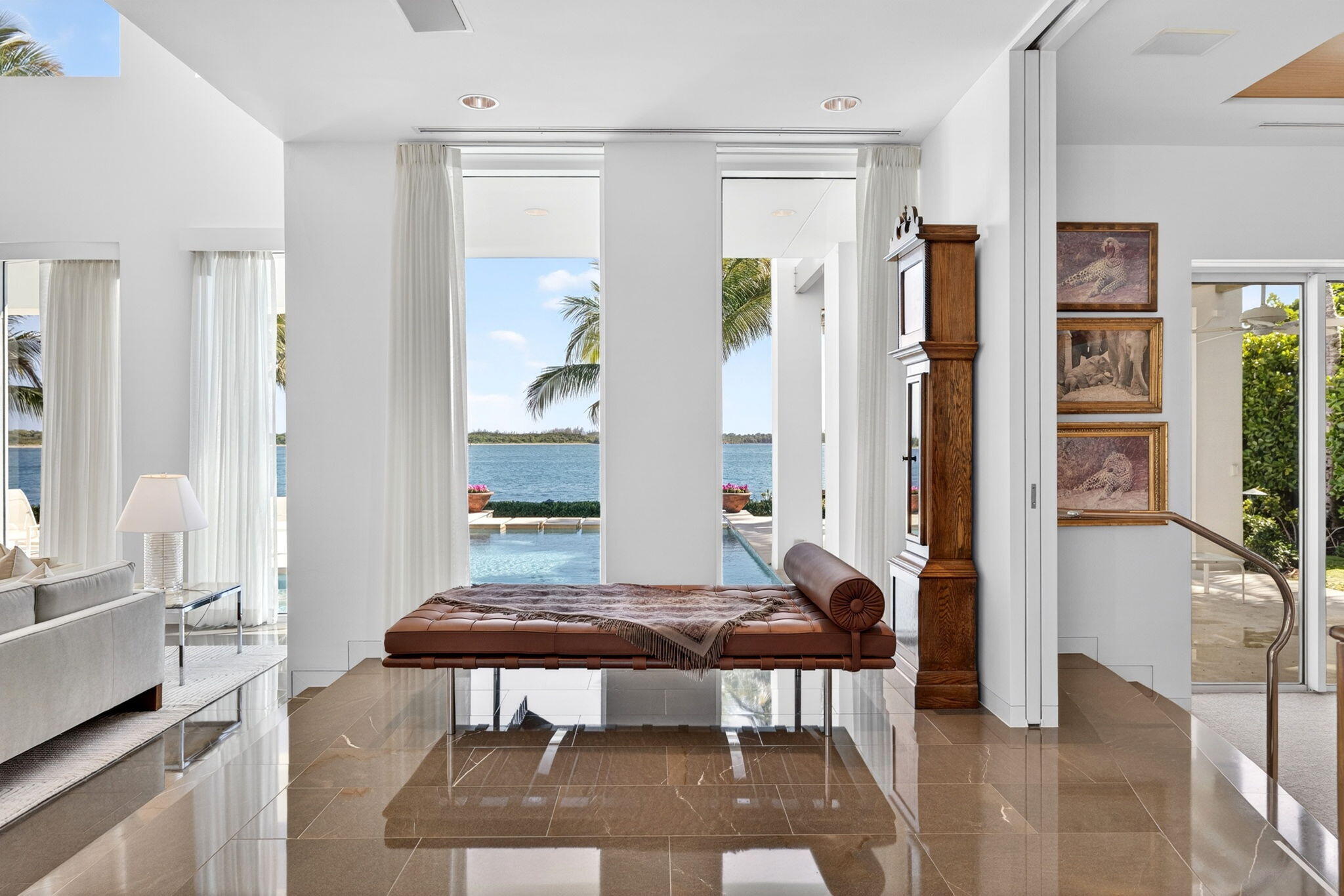 SAILFISH POINT - Residential