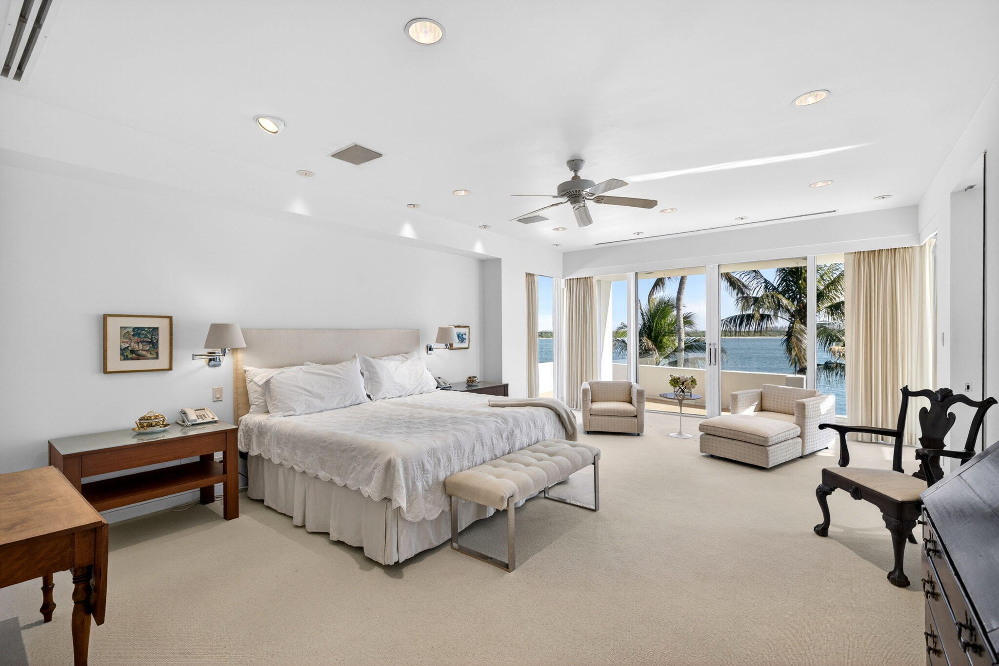 SAILFISH POINT - Residential