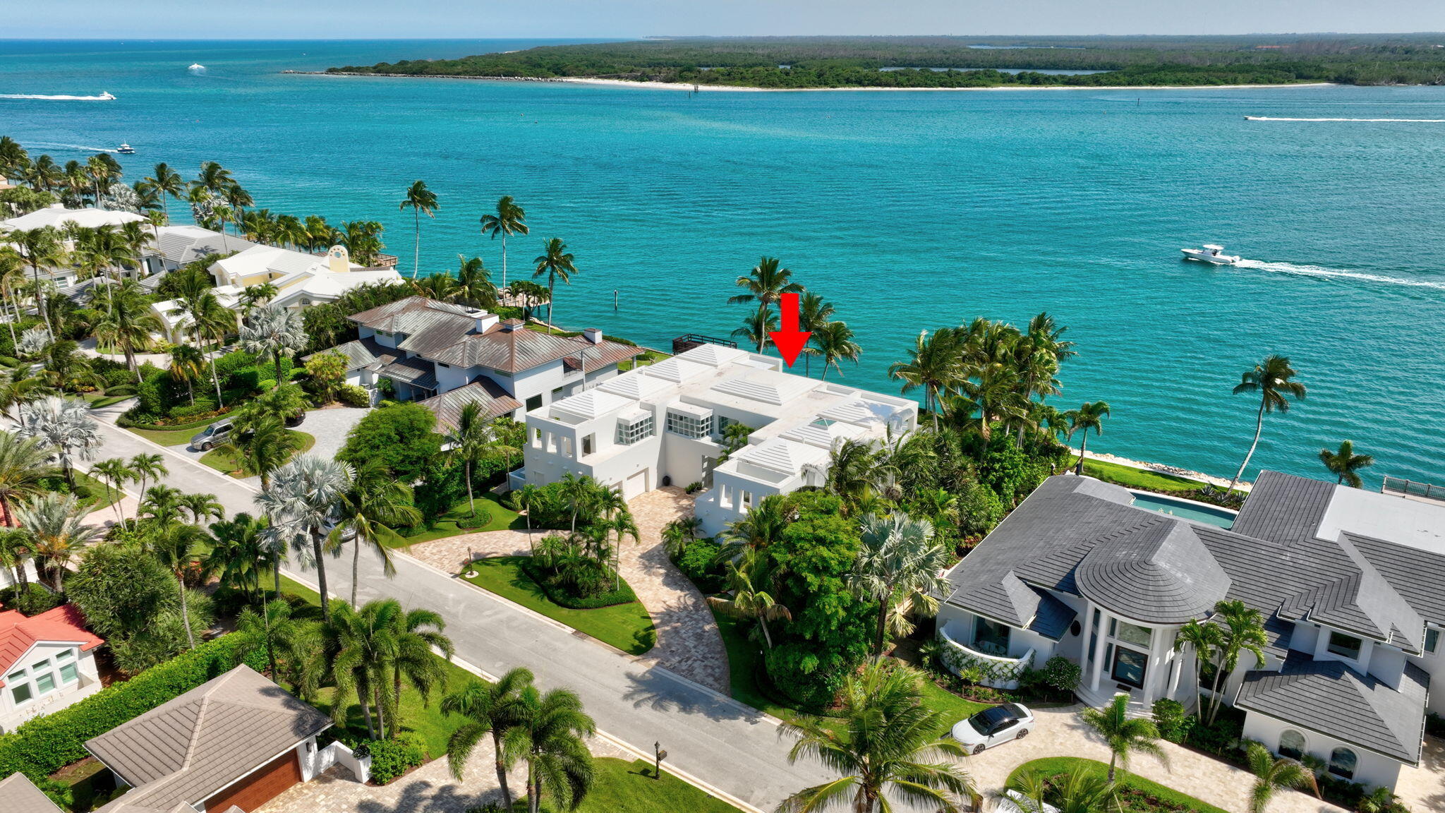 SAILFISH POINT - Residential