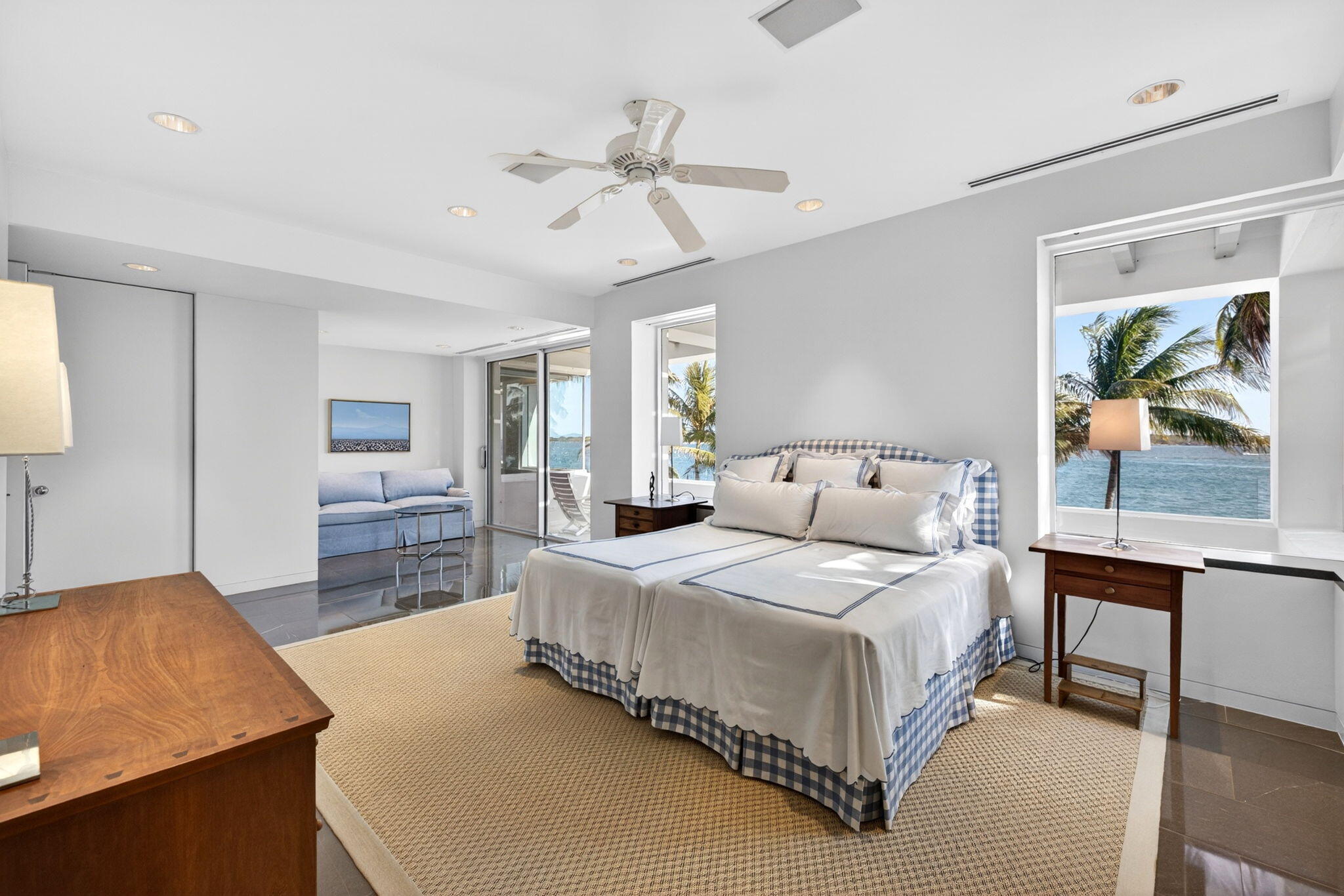 SAILFISH POINT - Residential