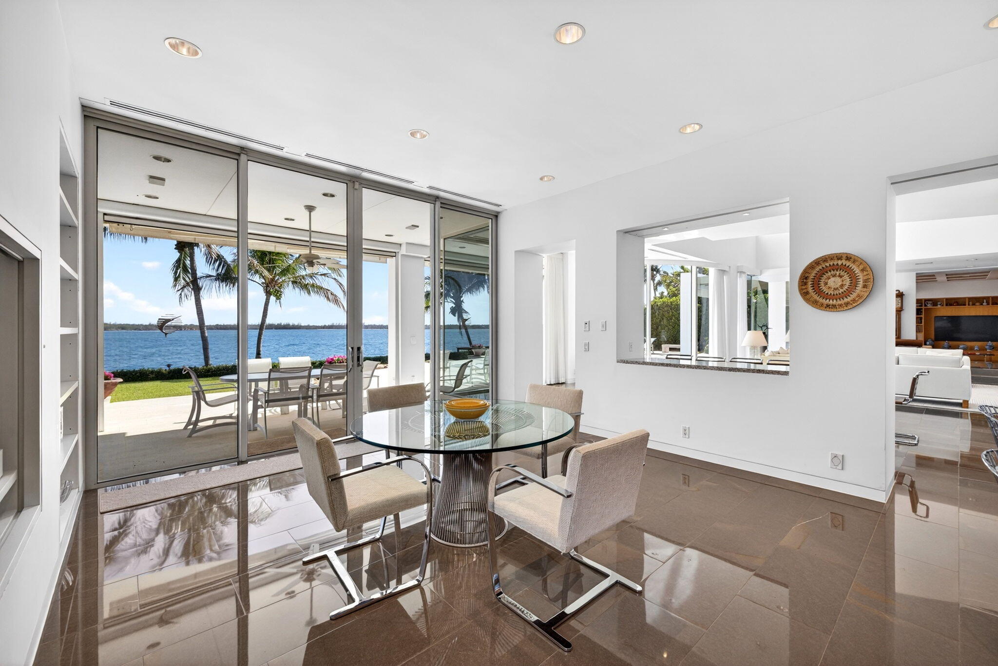 SAILFISH POINT - Residential