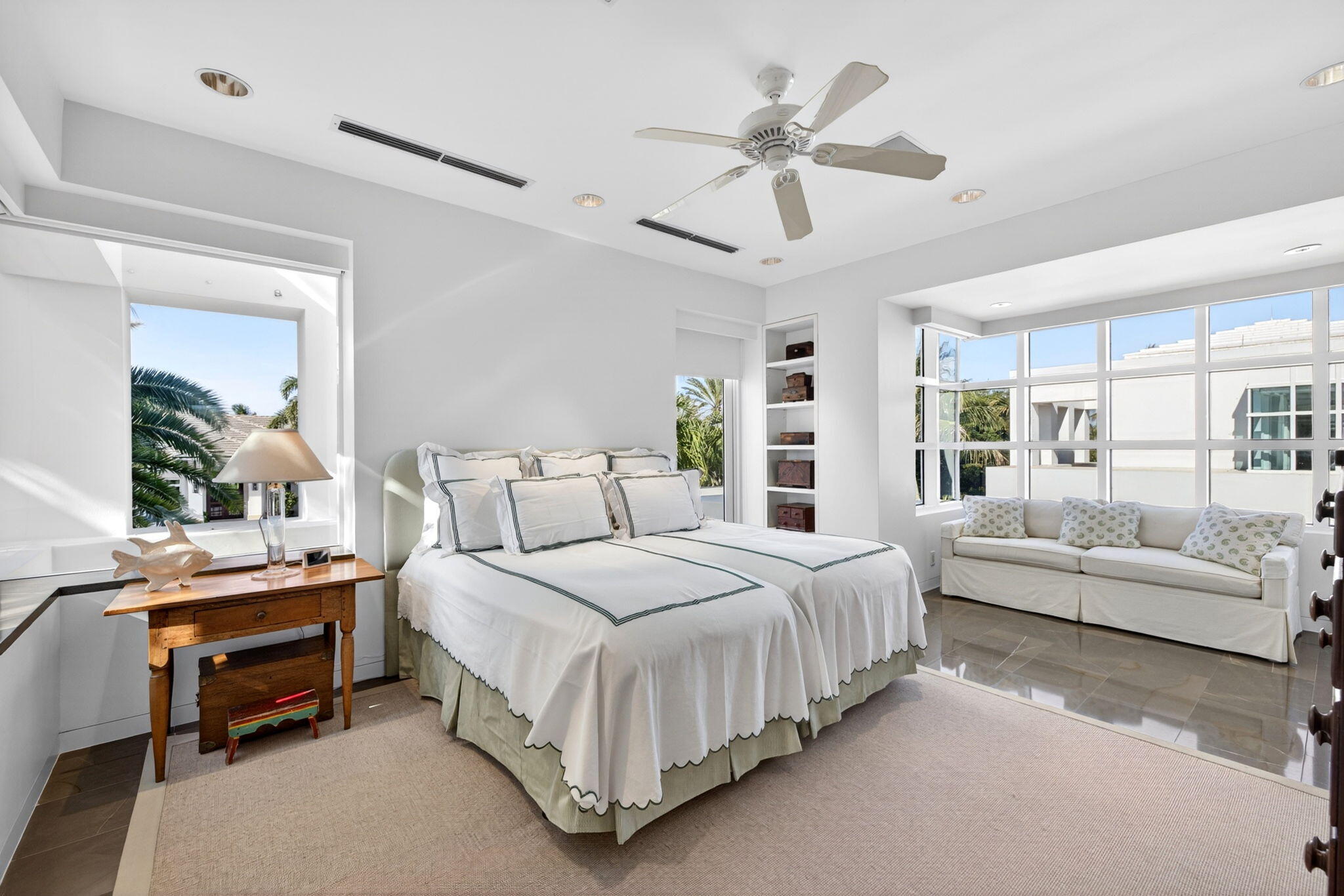 SAILFISH POINT - Residential
