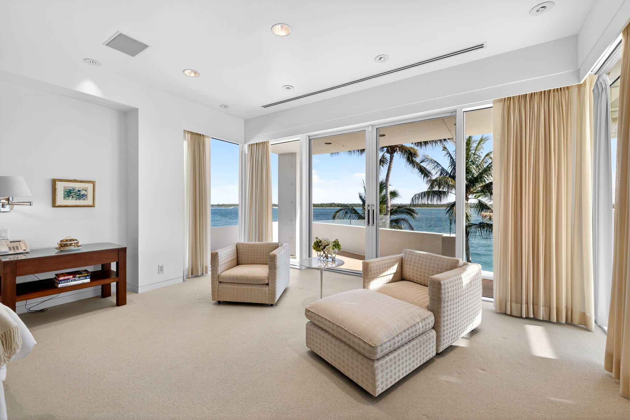 SAILFISH POINT - Residential