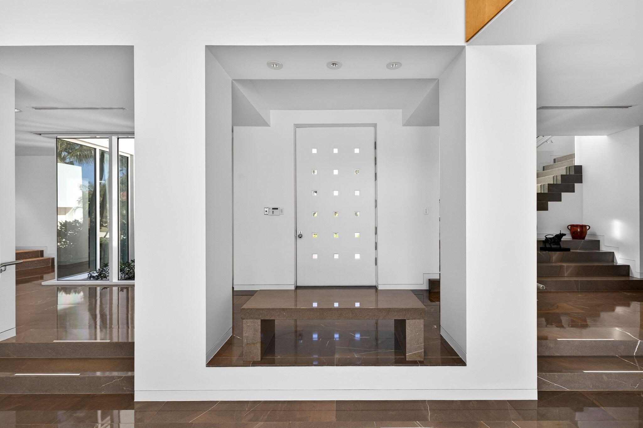 SAILFISH POINT - Residential