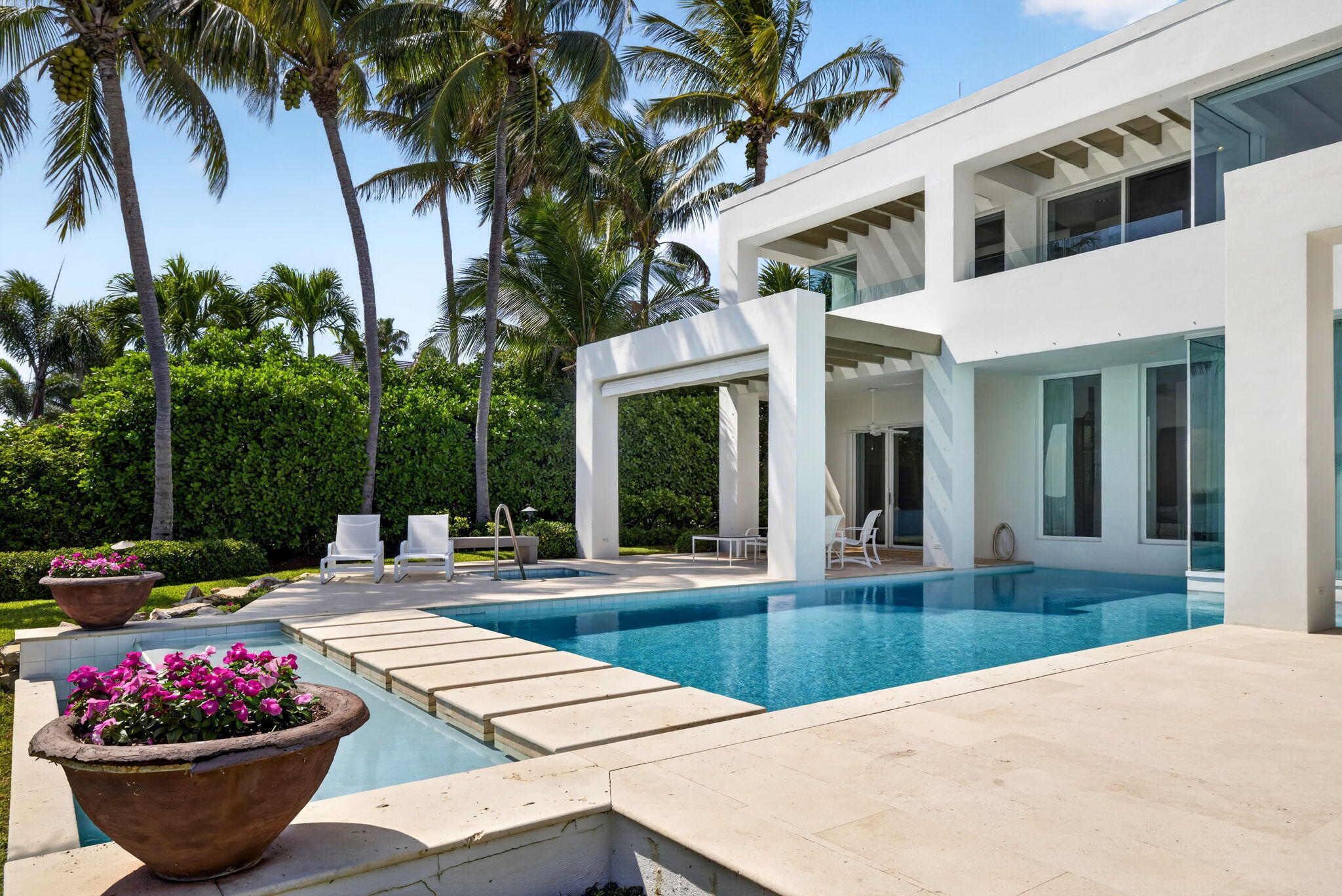 SAILFISH POINT - Residential