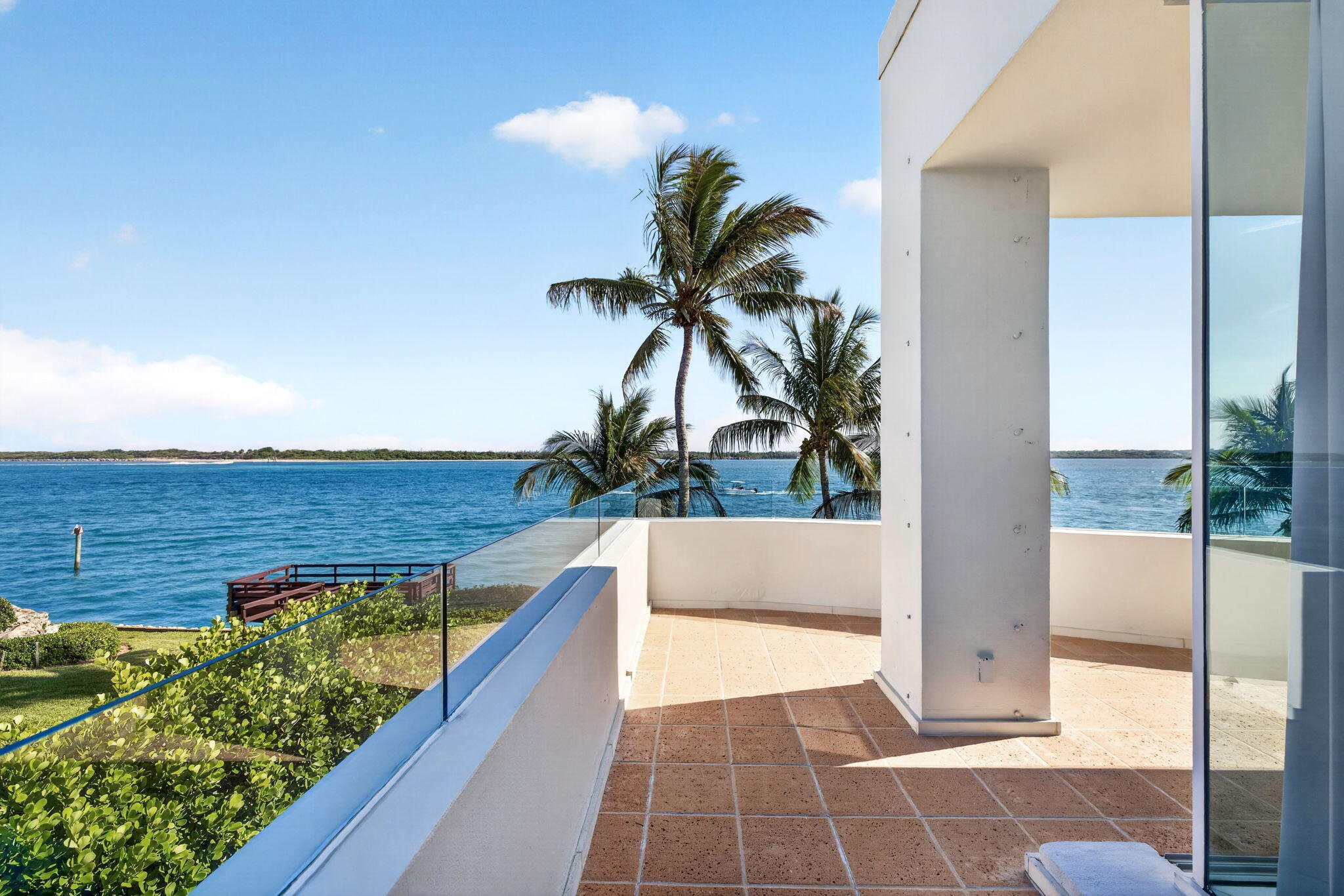 SAILFISH POINT - Residential