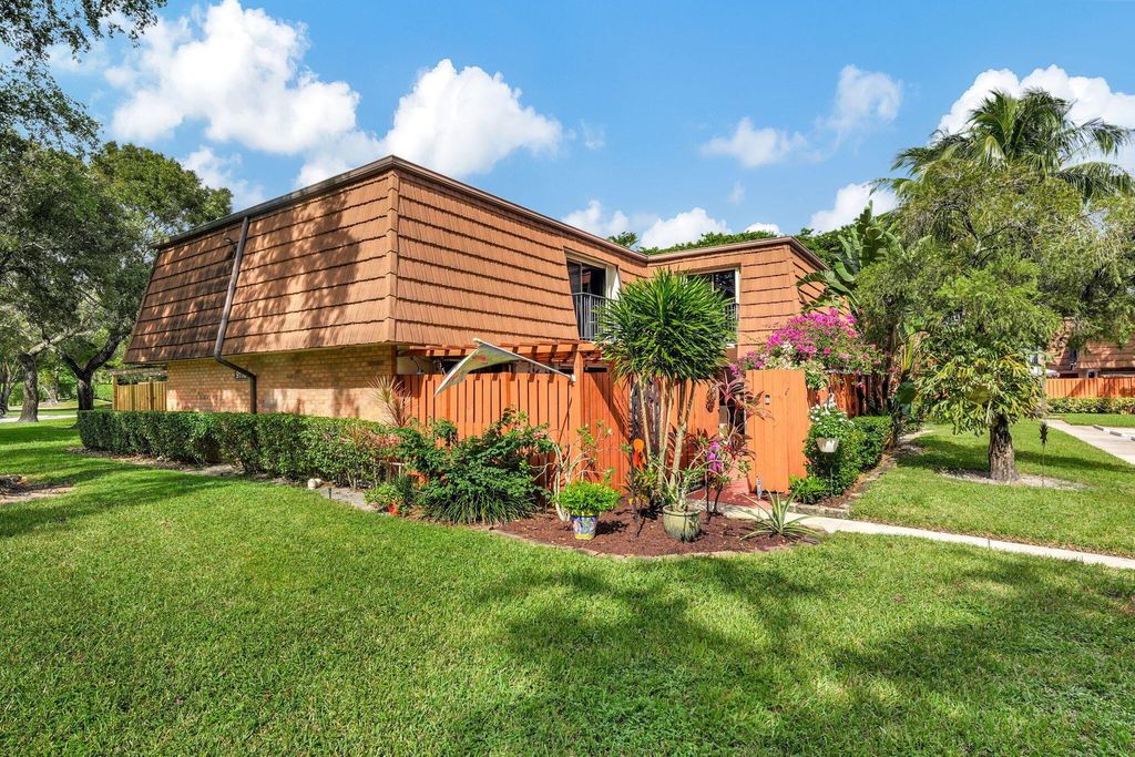 Photo of 9118 SW 20th Court, Davie, FL 33324 (MLS # R11034113)