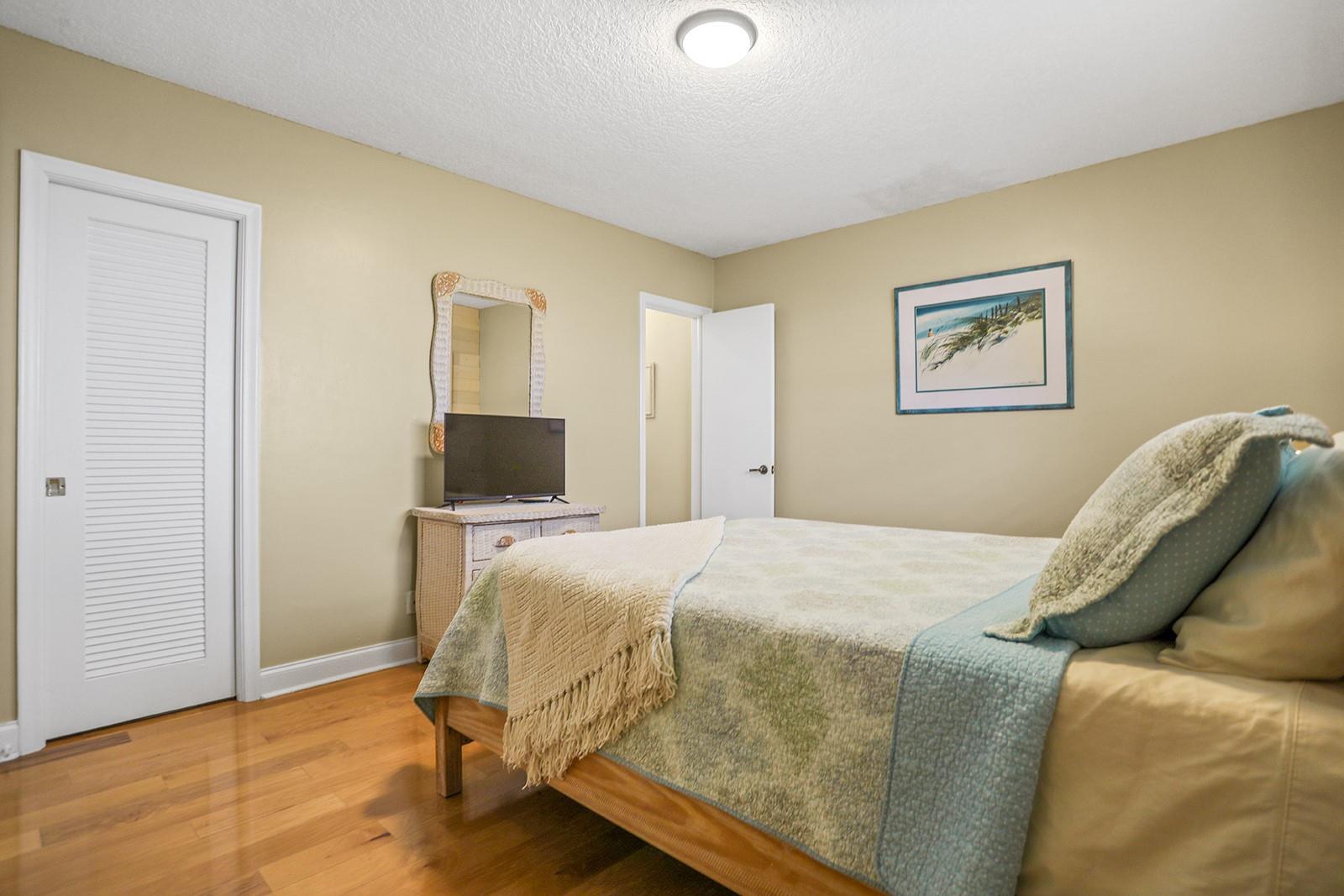 Tropic Isle - Residential