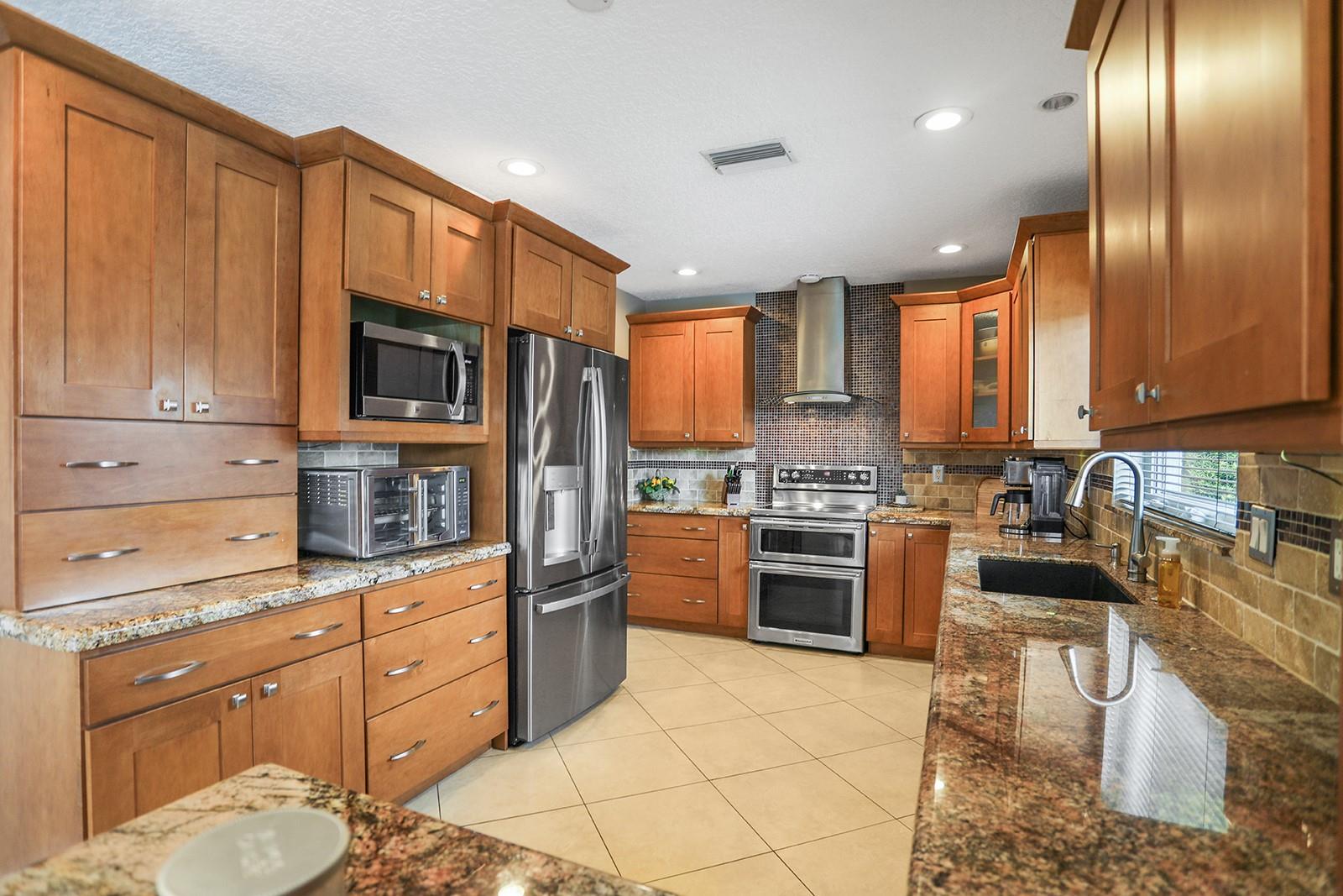 Tropic Isle - Residential