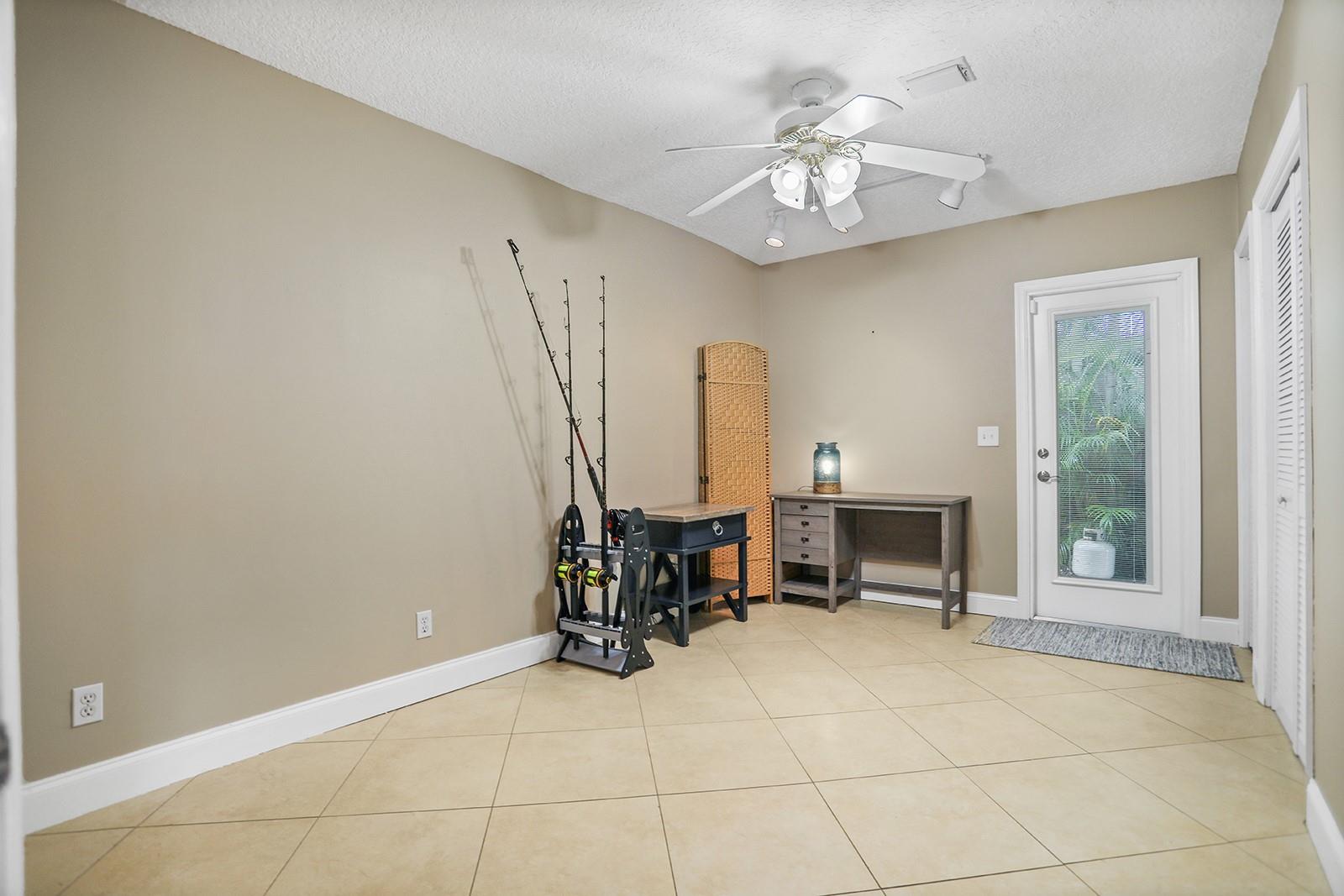 Tropic Isle - Residential