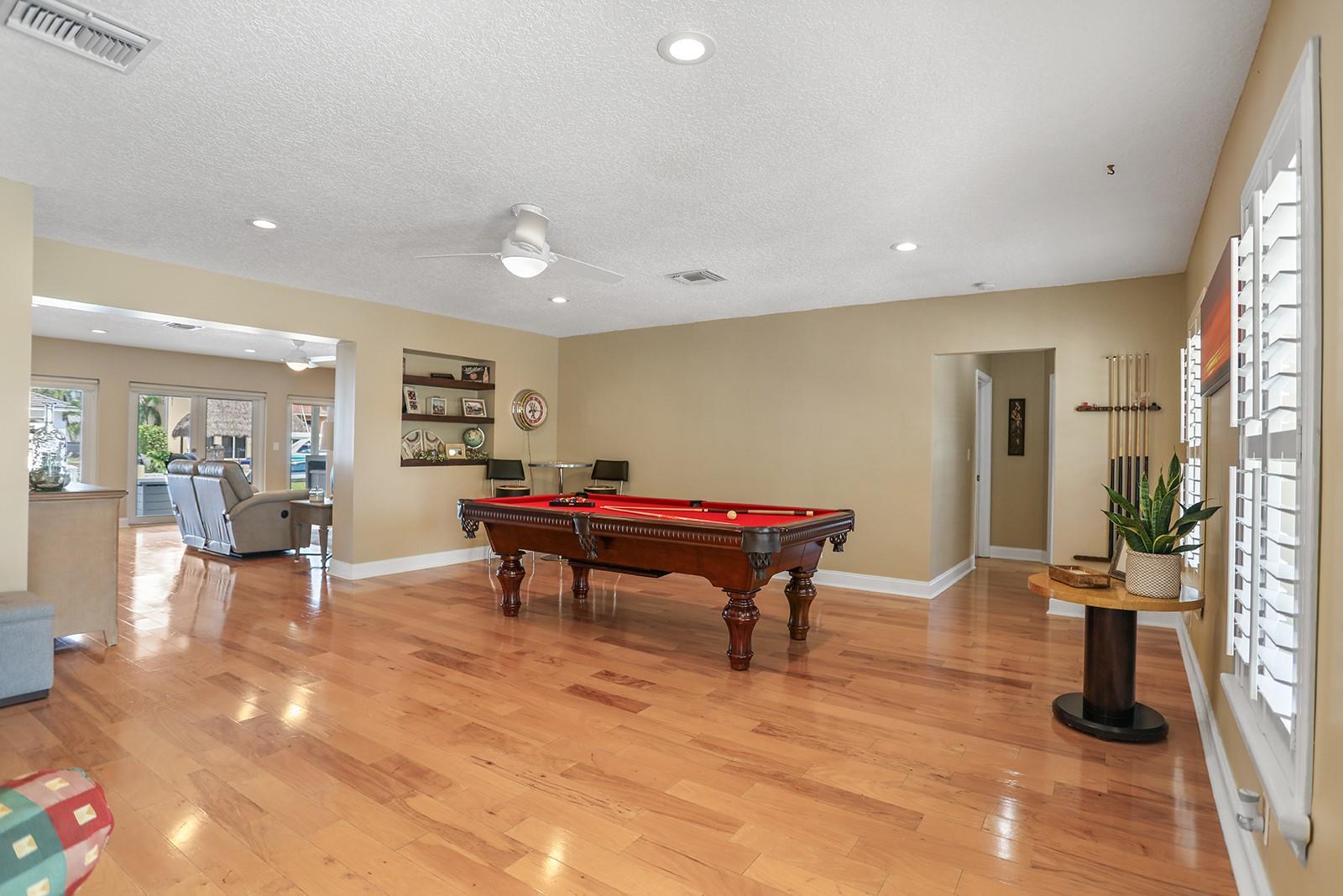 Tropic Isle - Residential