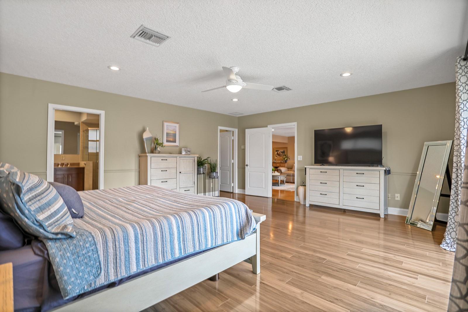 Tropic Isle - Residential