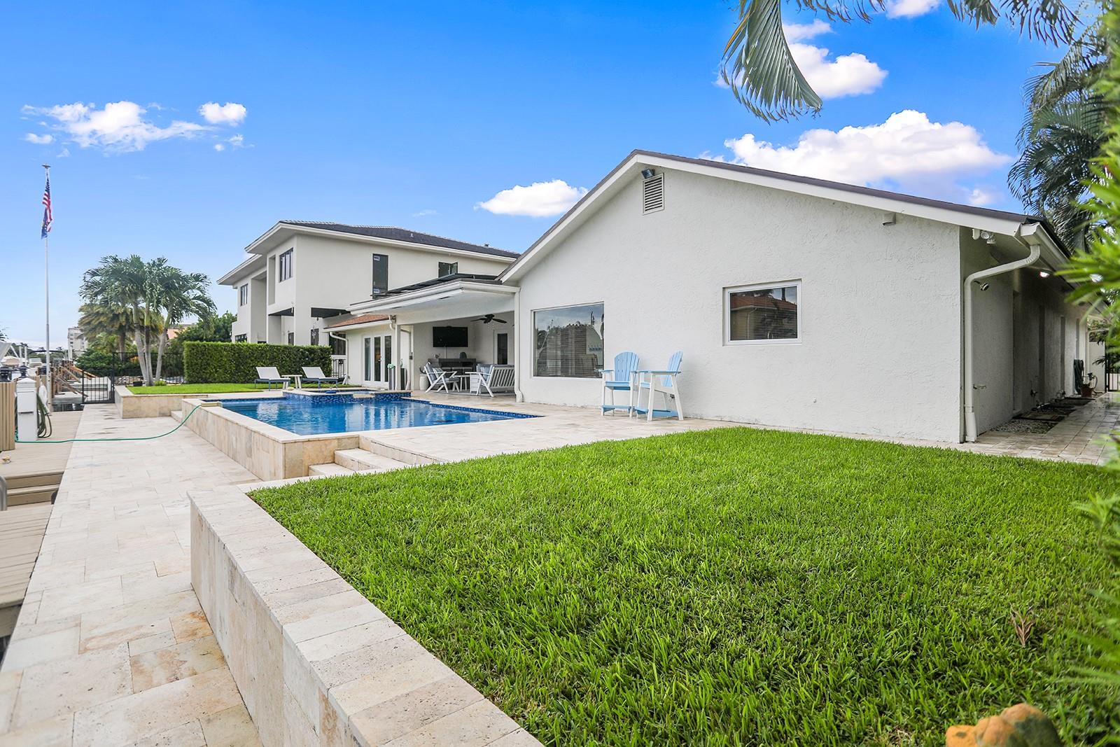 Tropic Isle - Residential