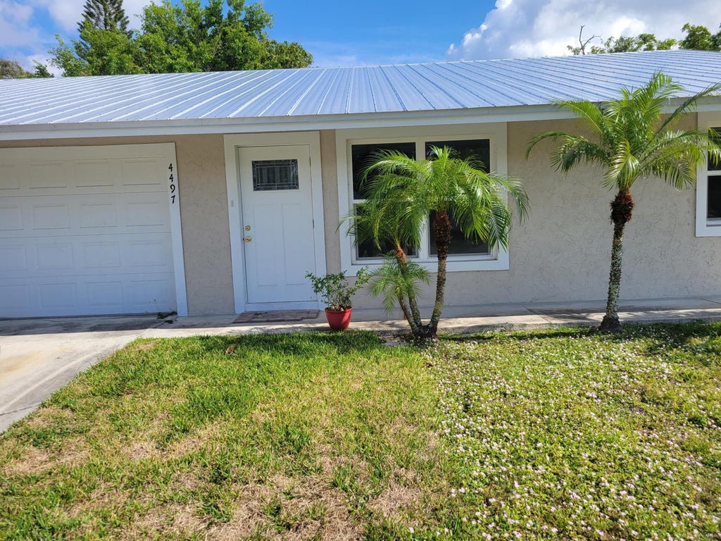 Photo of 4497 SE ROARING BROOK Way, Stuart, FL 34997 (MLS # B26076743)