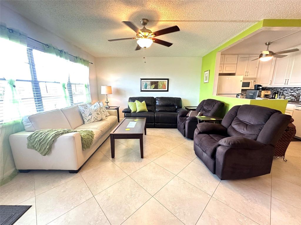 Photo of 4115 Cambridge E #4115, Deerfield Beach, FL 33442 (MLS # F10539736)