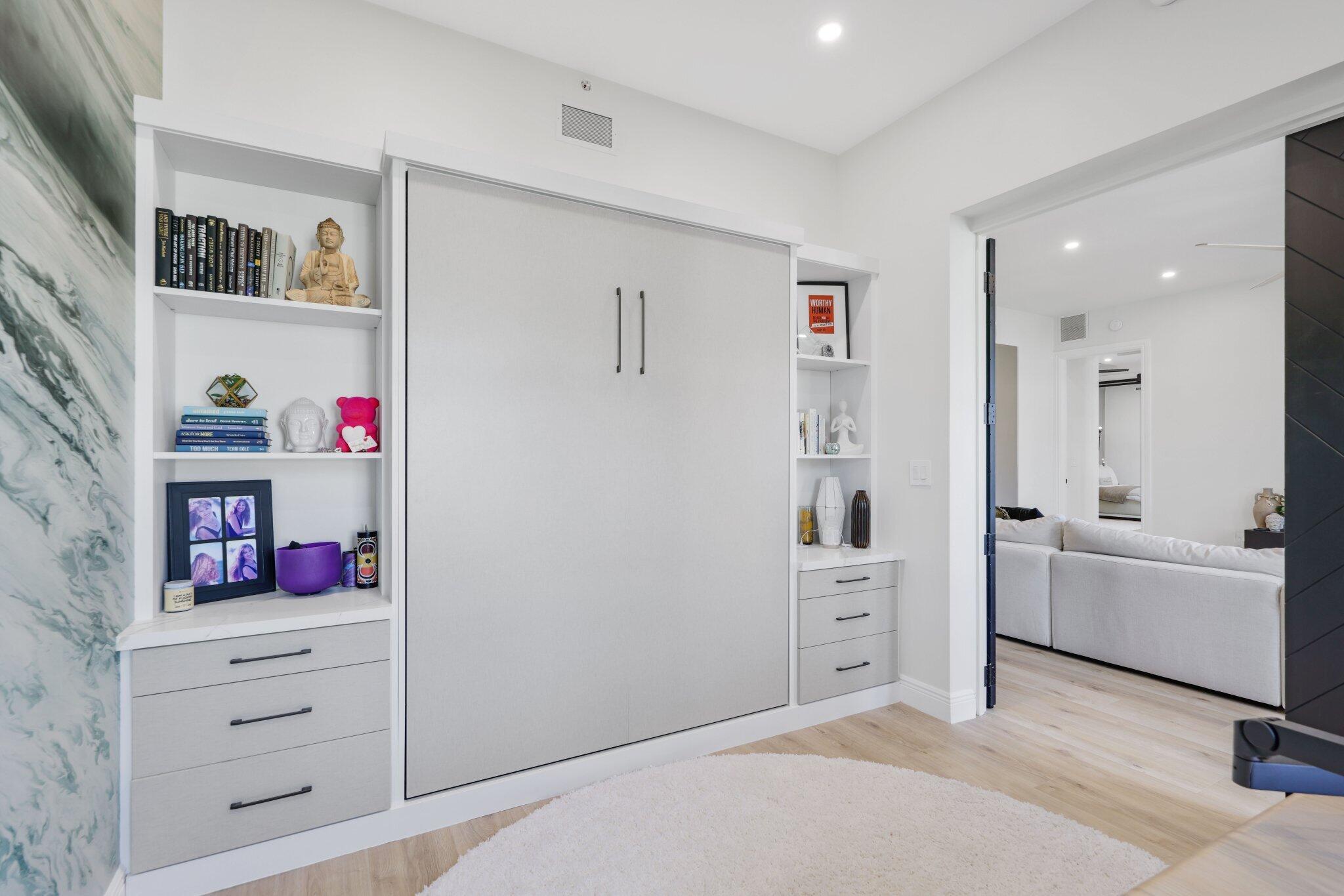 CITY WALK AT PINEAPPLE GR - Residential Lease