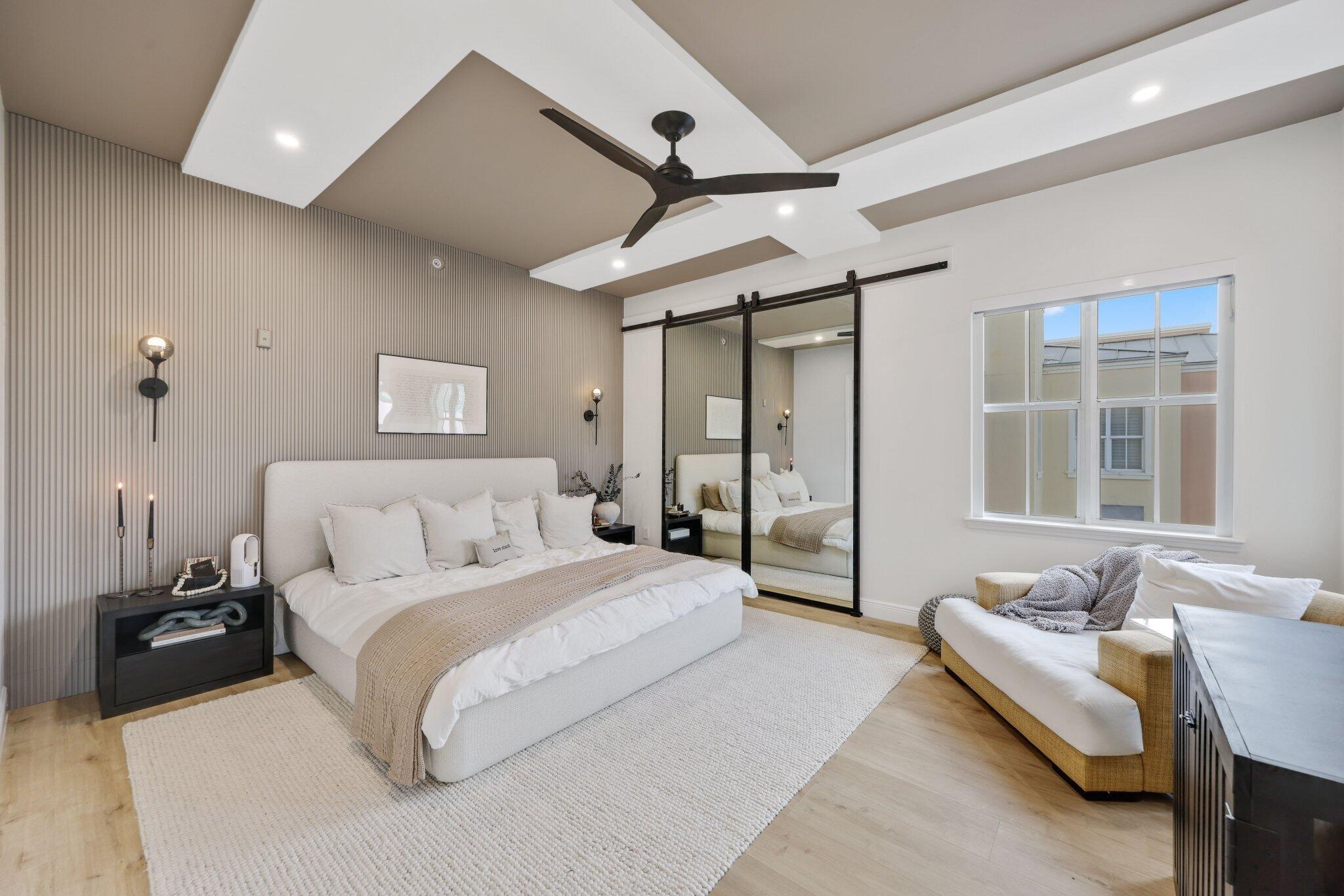 CITY WALK AT PINEAPPLE GR - Residential Lease