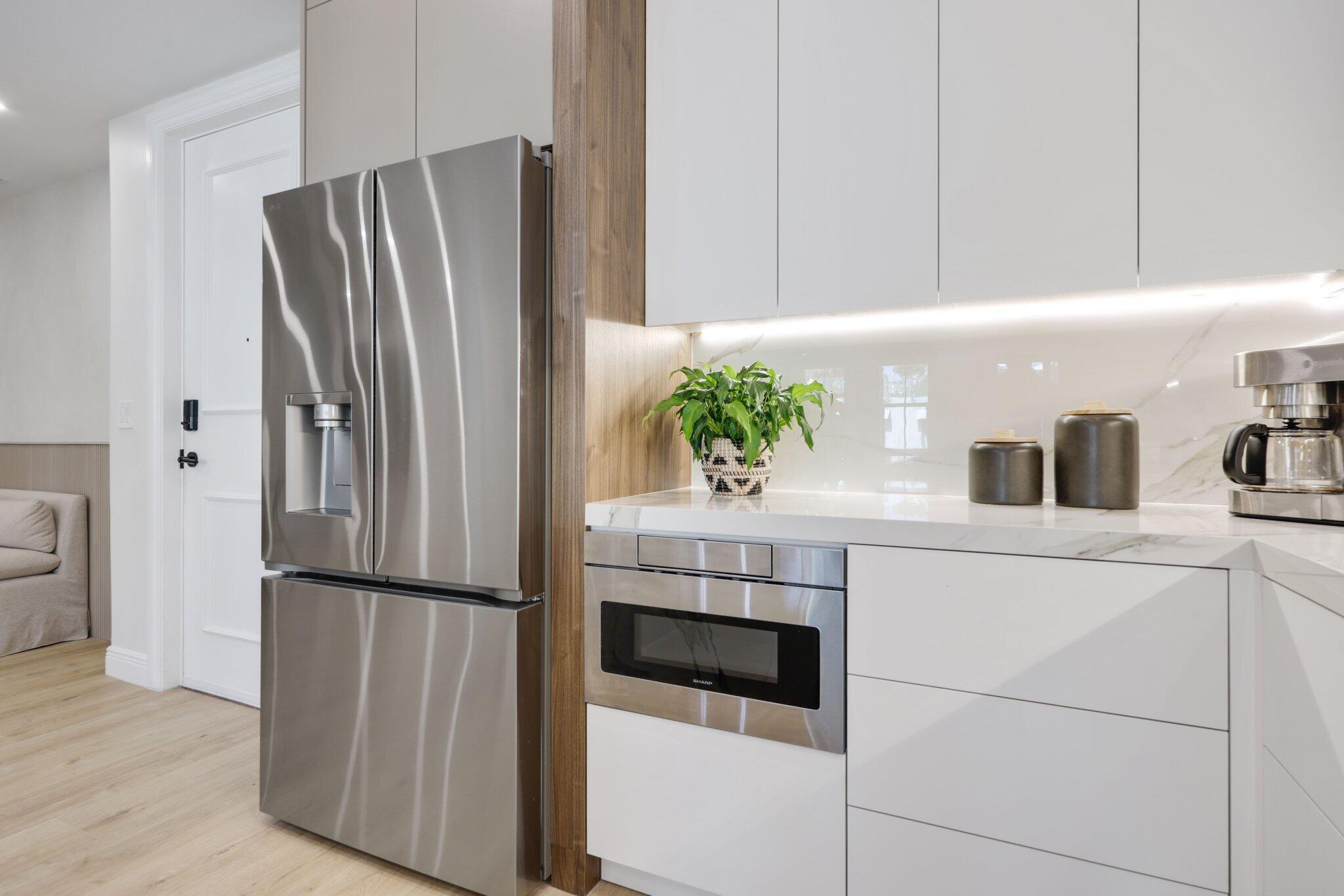 CITY WALK AT PINEAPPLE GR - Residential Lease