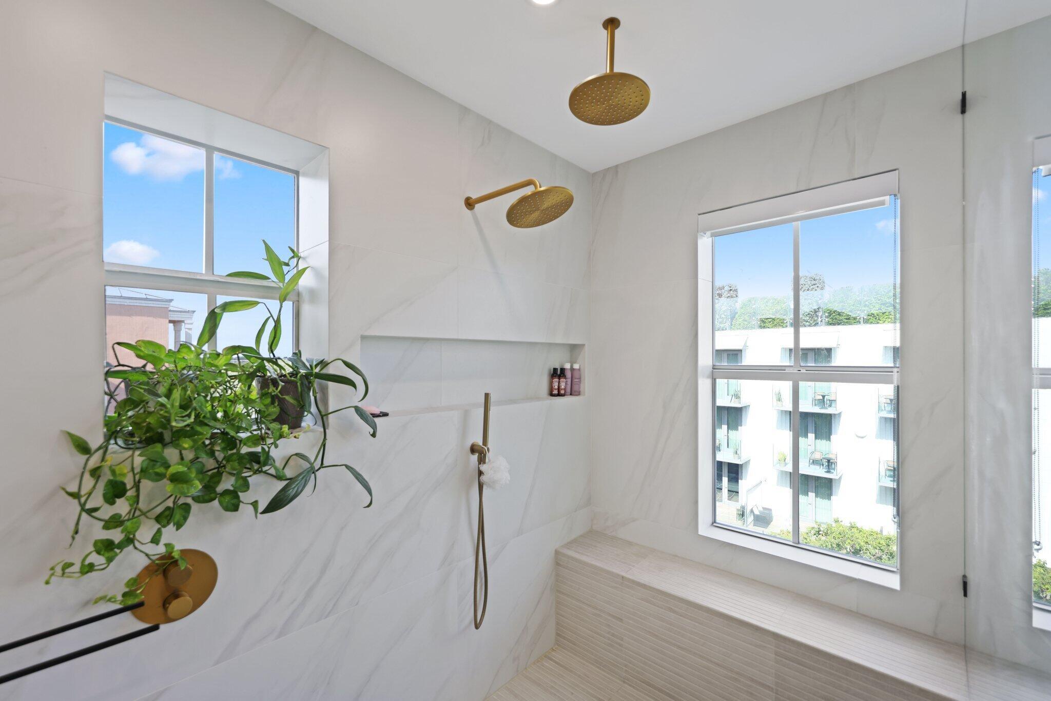 CITY WALK AT PINEAPPLE GR - Residential Lease