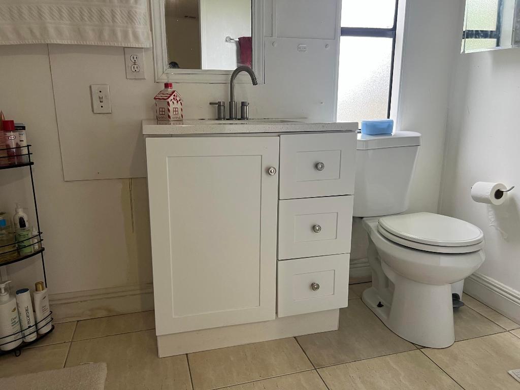 DEERFIELD LAKE - Residential