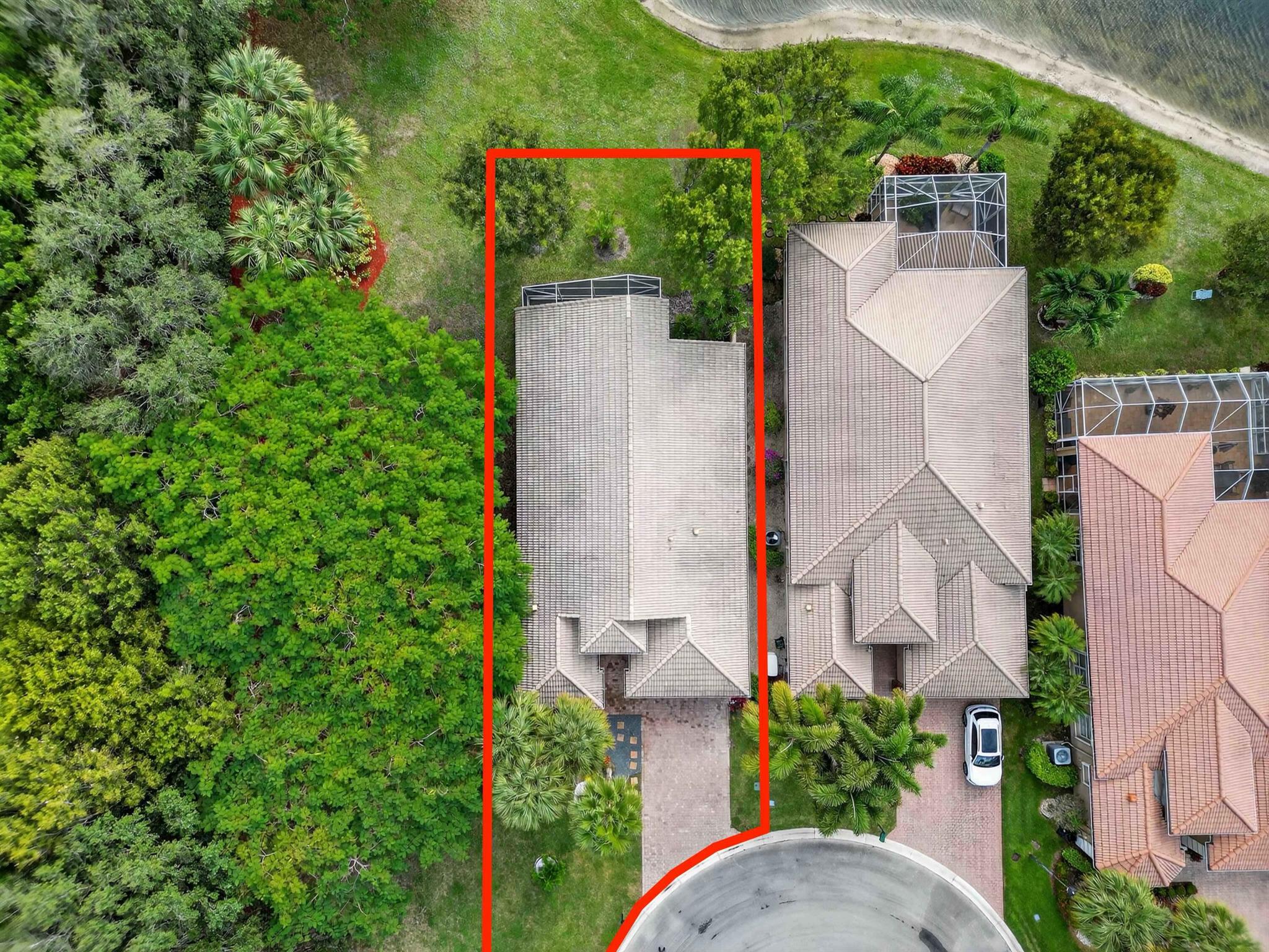 VILLAGES OF WINDSOR/VILLA - Residential