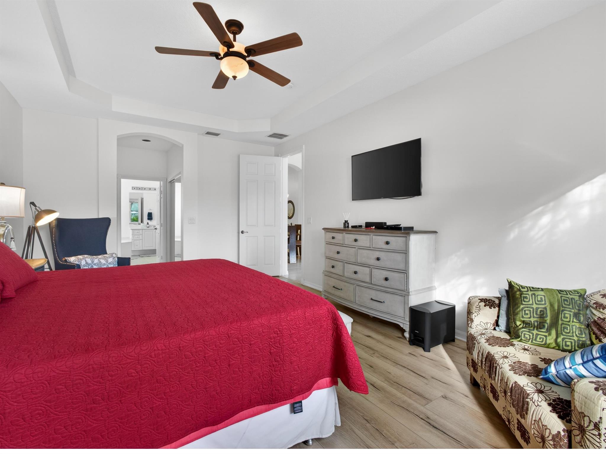 VILLAGES OF WINDSOR/VILLA - Residential