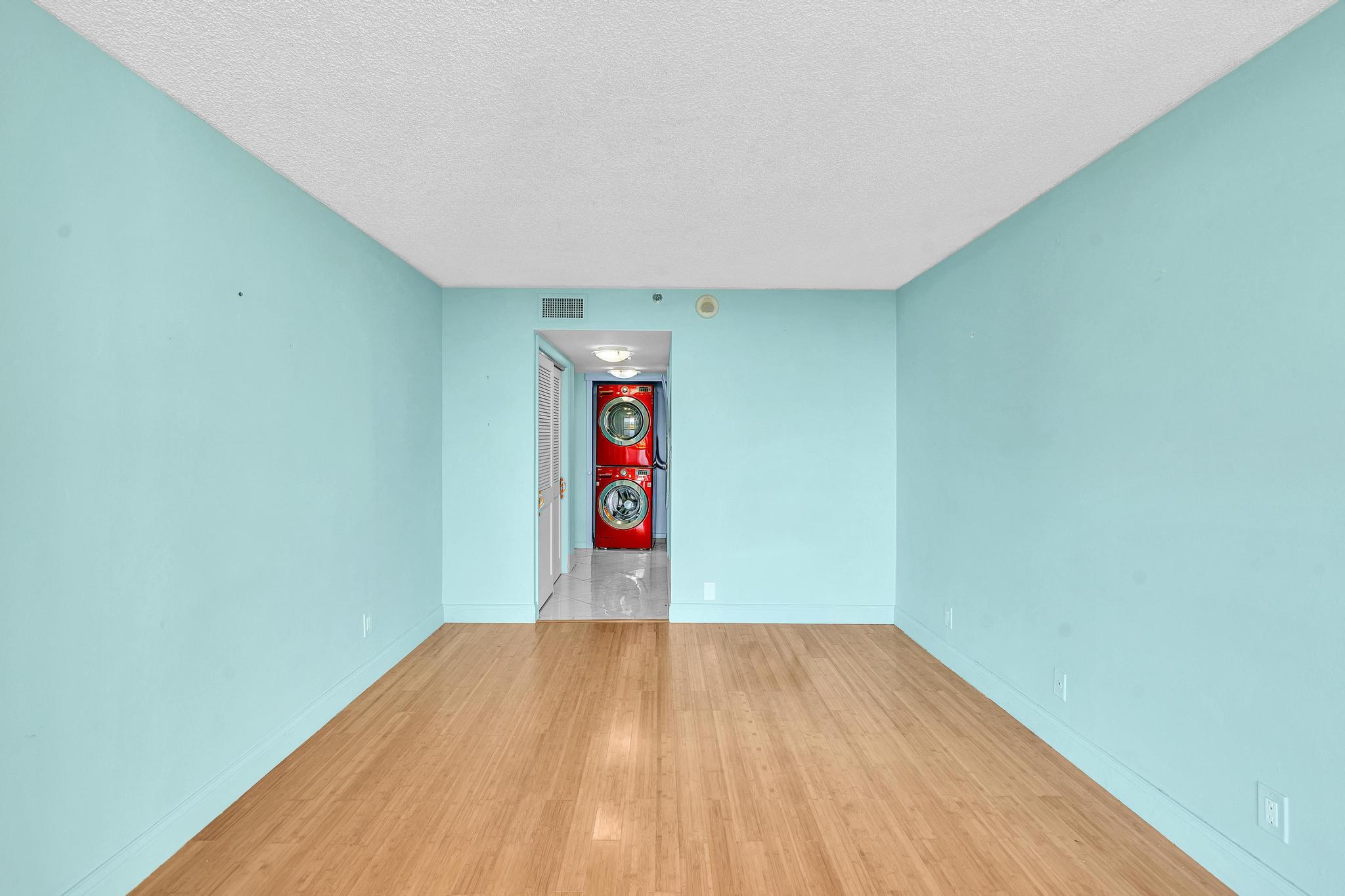 SEA RANCH CLUB OF BOCA III CONDO - Residential