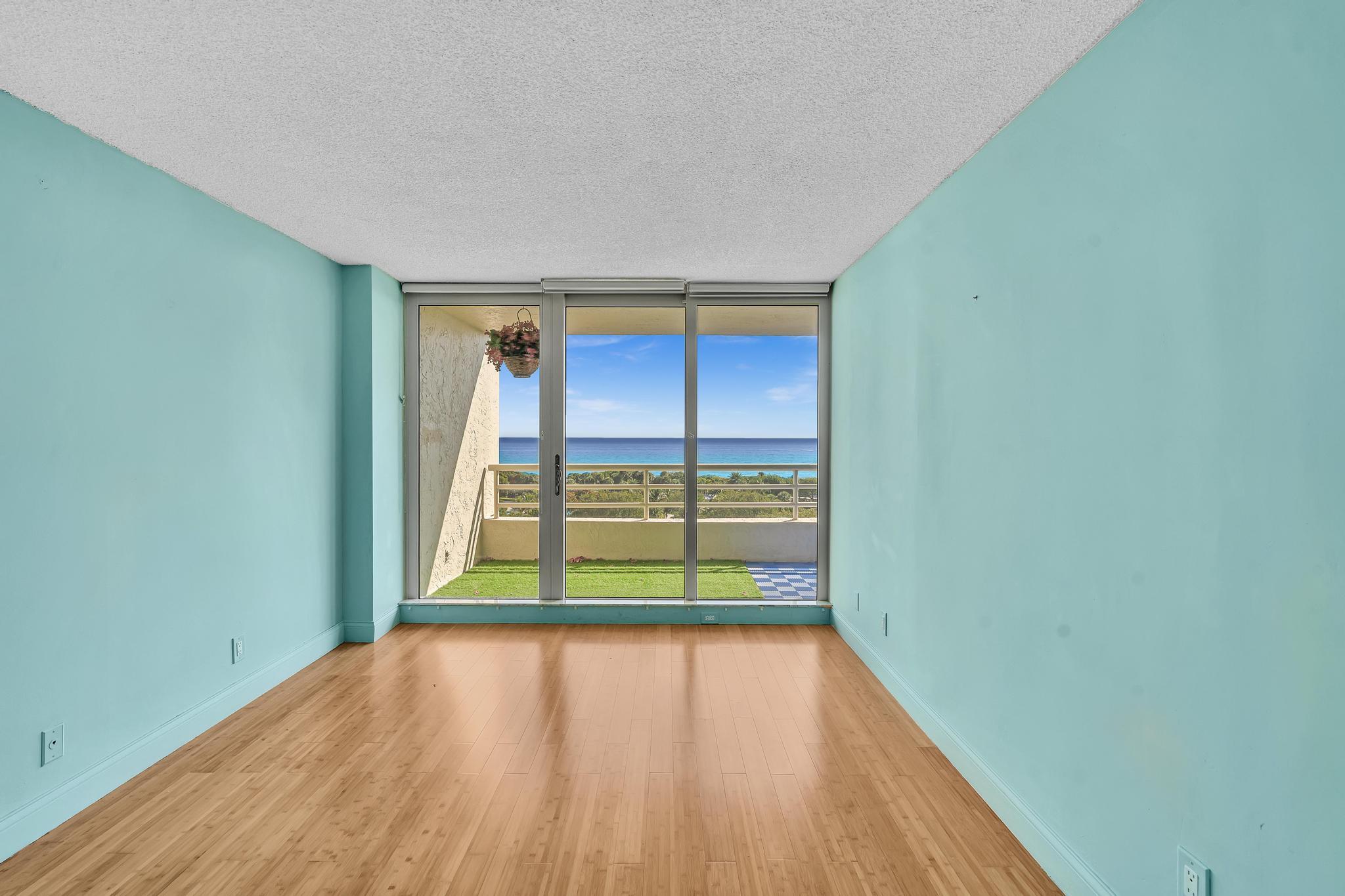 SEA RANCH CLUB OF BOCA III CONDO - Residential