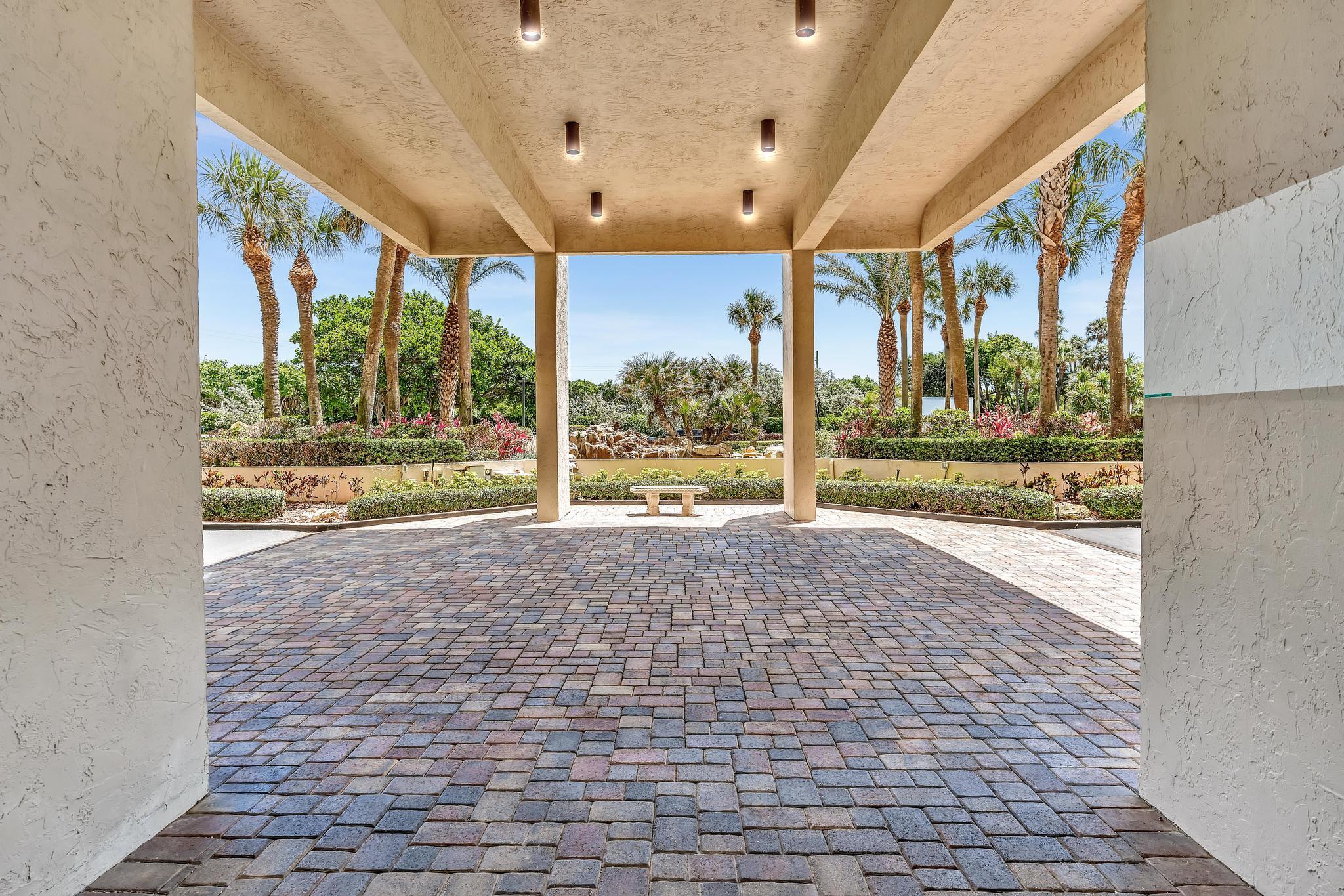 SEA RANCH CLUB OF BOCA III CONDO - Residential
