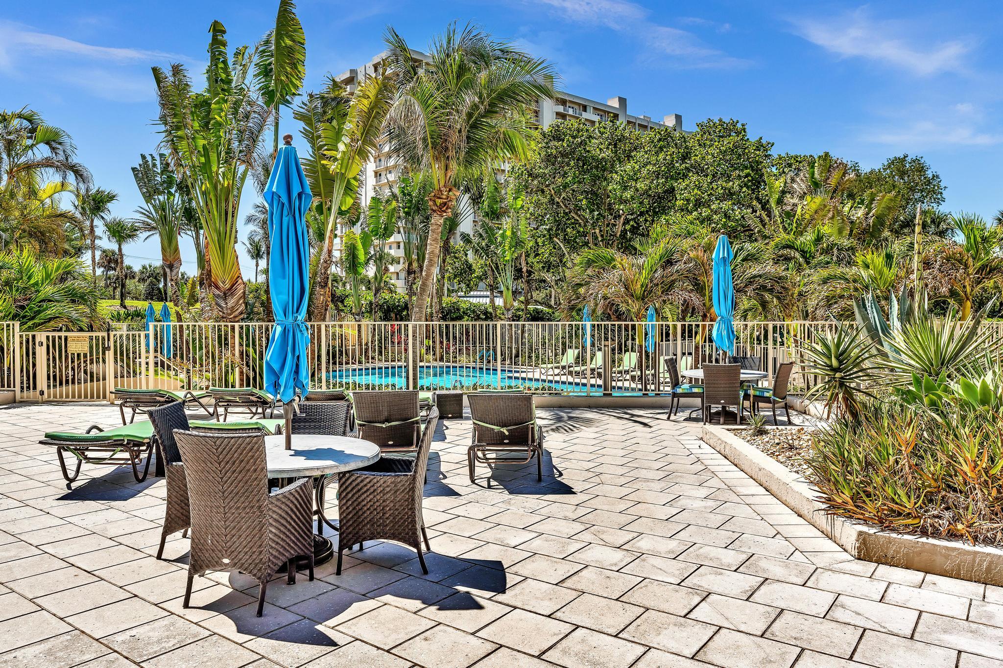 SEA RANCH CLUB OF BOCA III CONDO - Residential