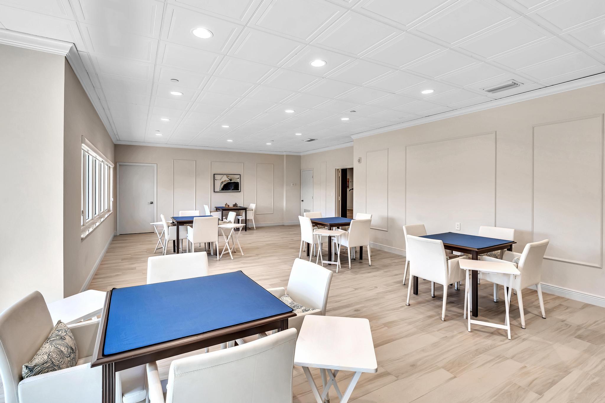 SEA RANCH CLUB OF BOCA III CONDO - Residential