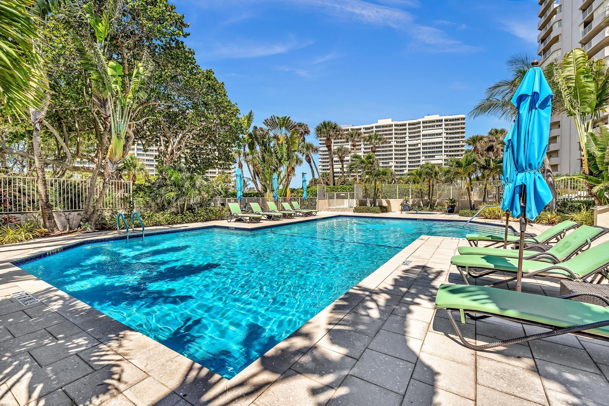 SEA RANCH CLUB OF BOCA III CONDO - Residential